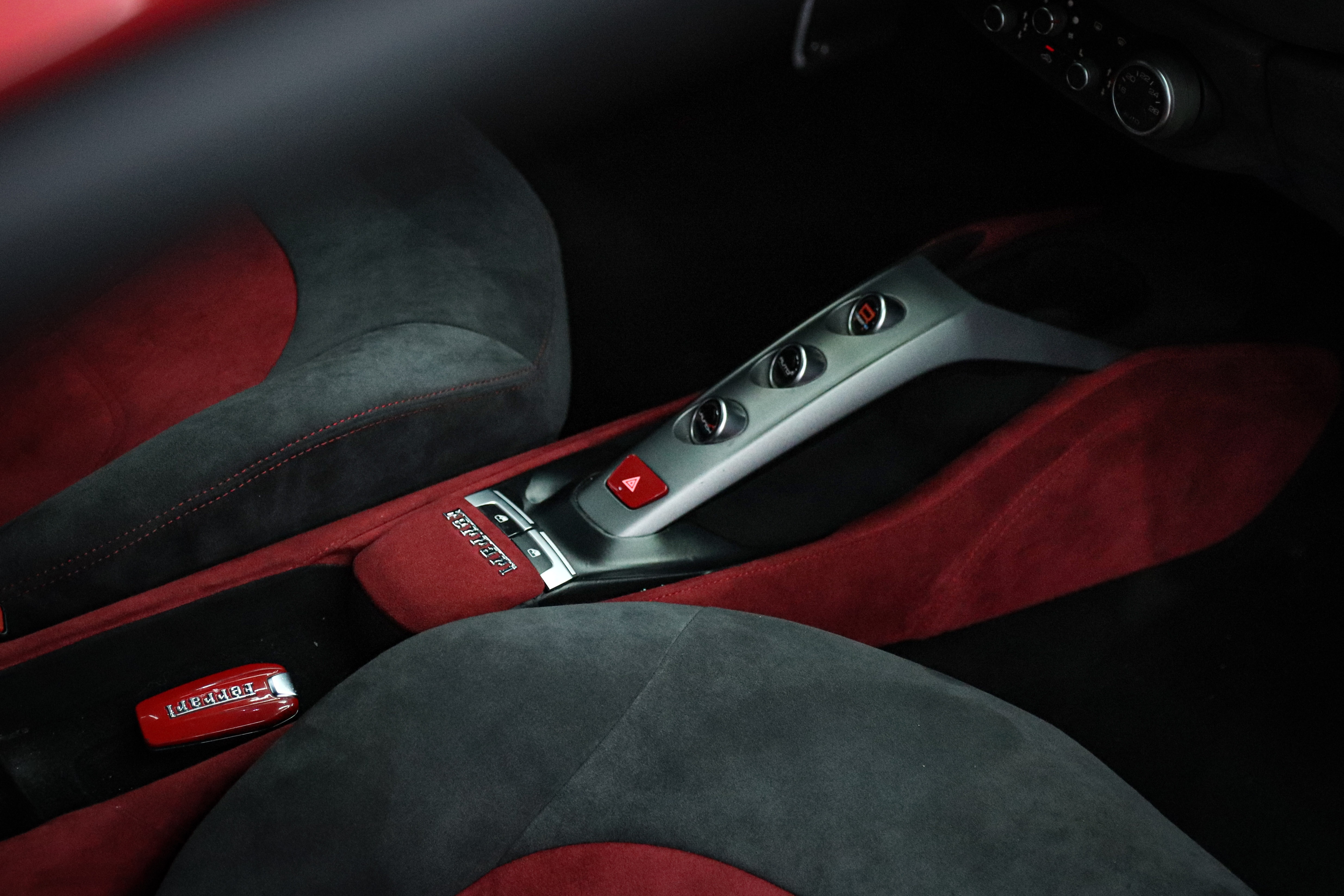 Ferrari 488 GTB SVR doc nhat VN duoc nang cong suat anh 19