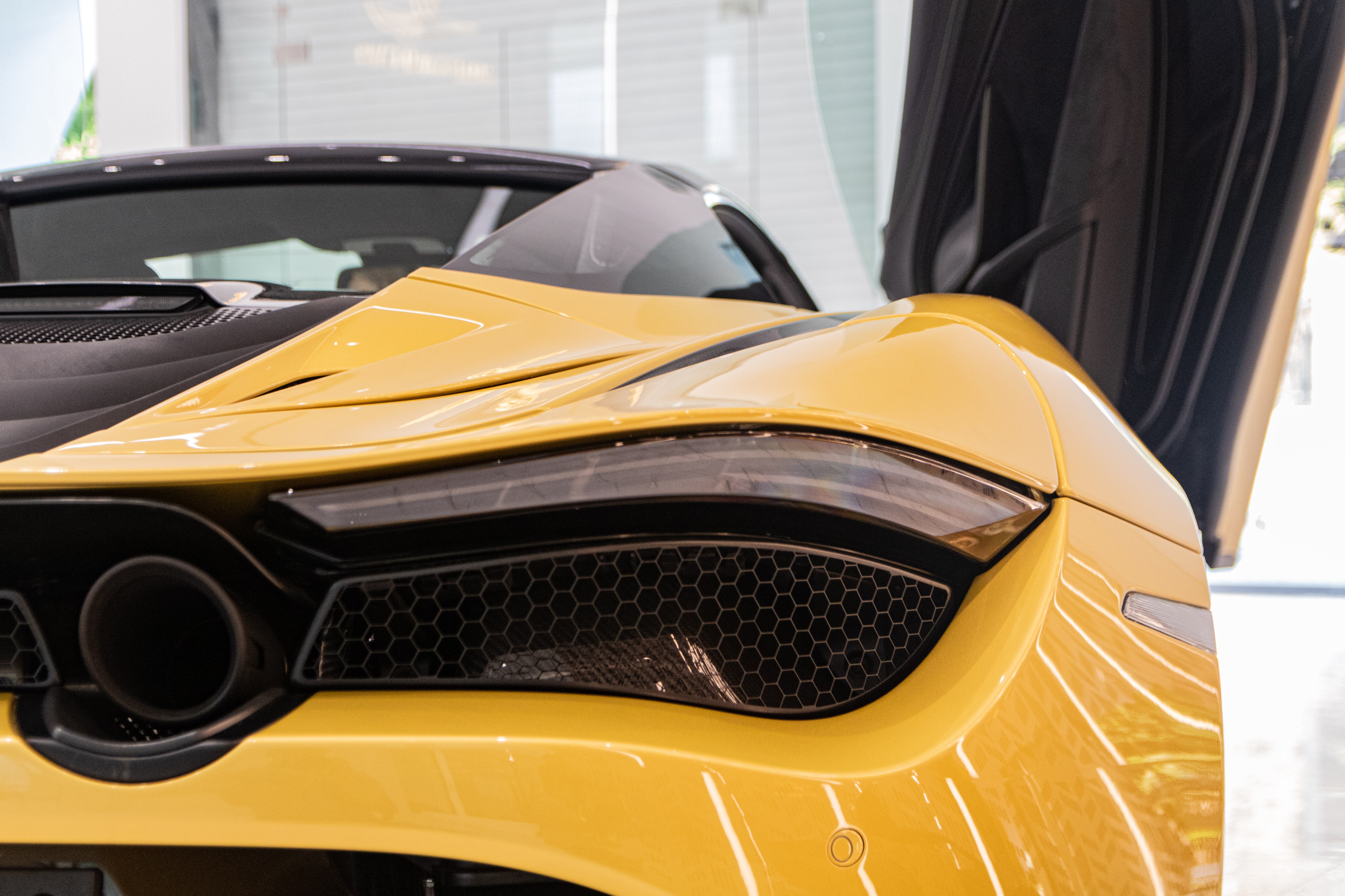 McLaren 720S Spider thu 4 cap ben VN anh 11