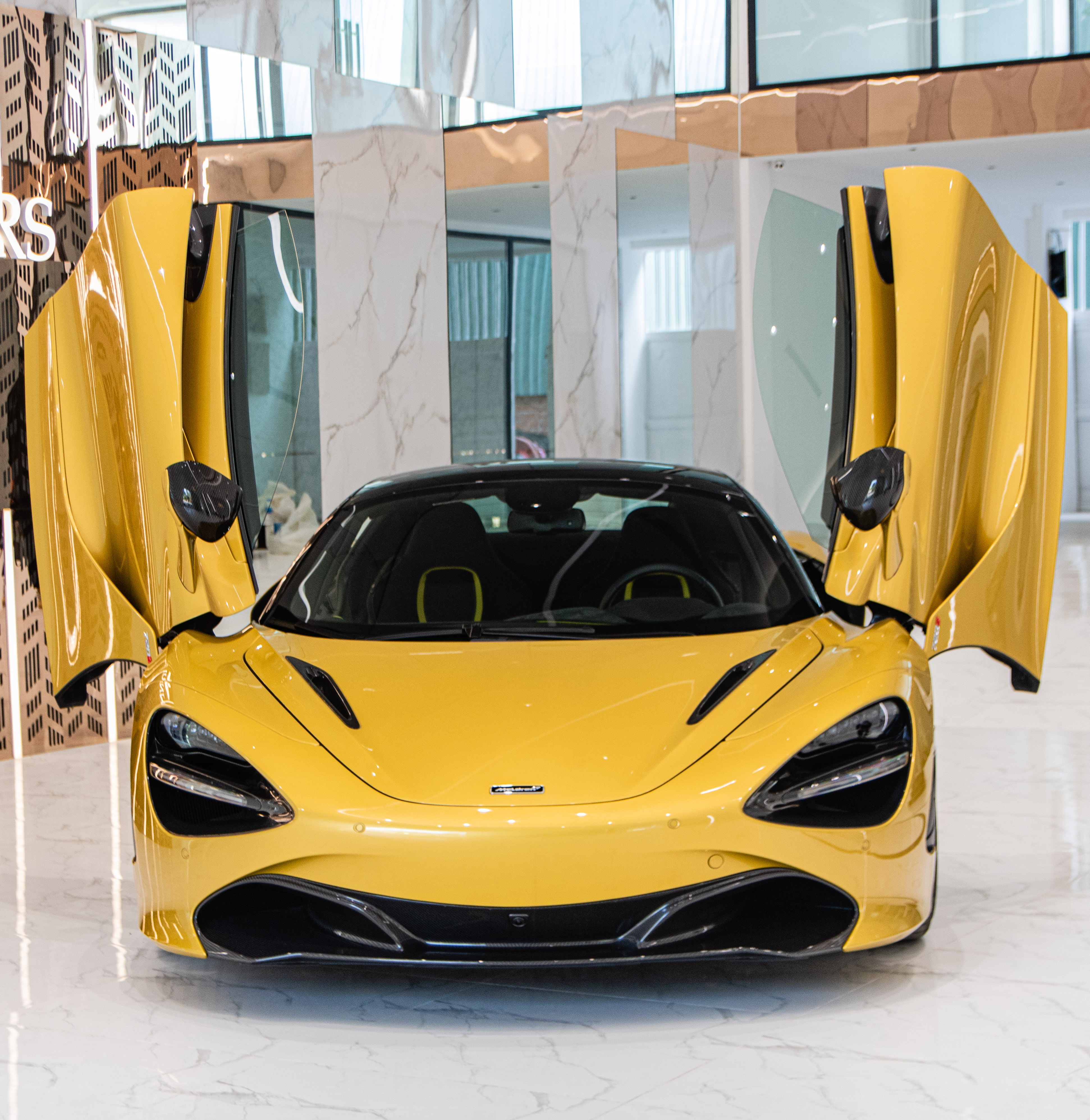 McLaren 720S Spider thu 4 cap ben VN anh 4