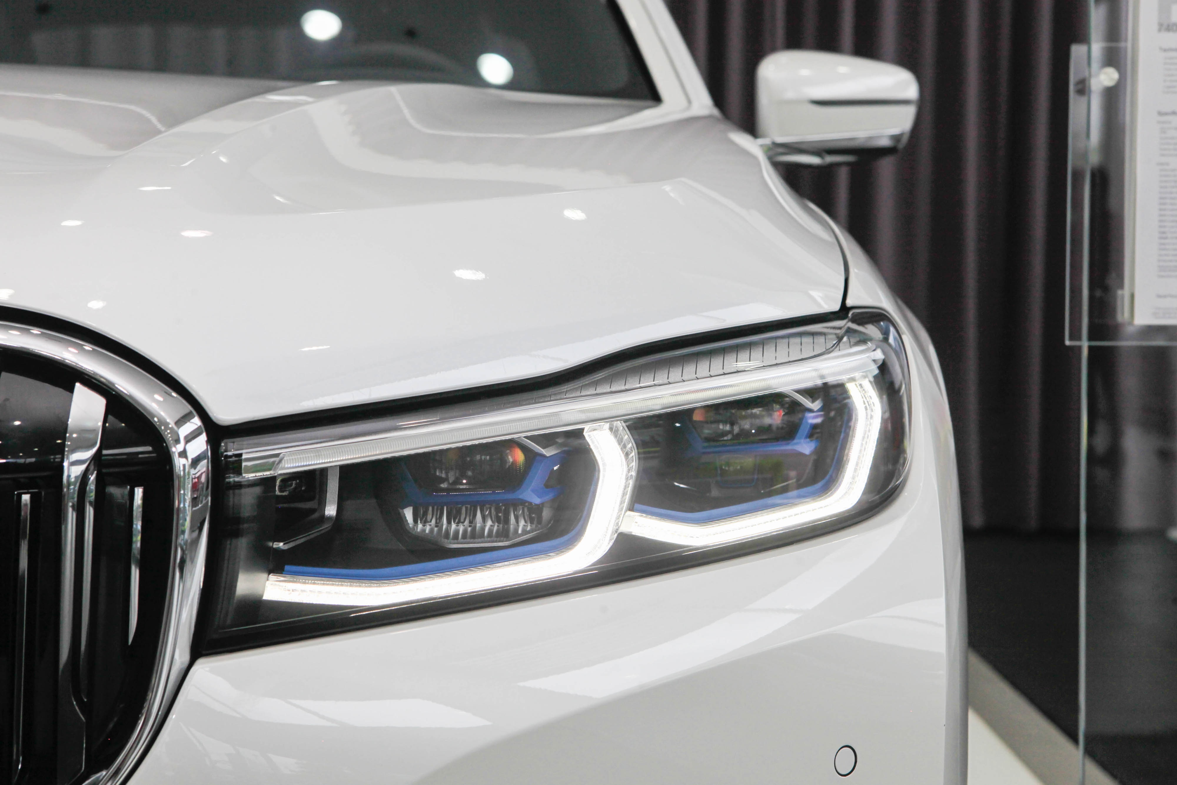 So sánh BMW 740Li và Mercedes-Benz S 450L Luxury ảnh 5 So sanh BMW 740Li va Mercedes-Benz S 450L Luxury anh 5