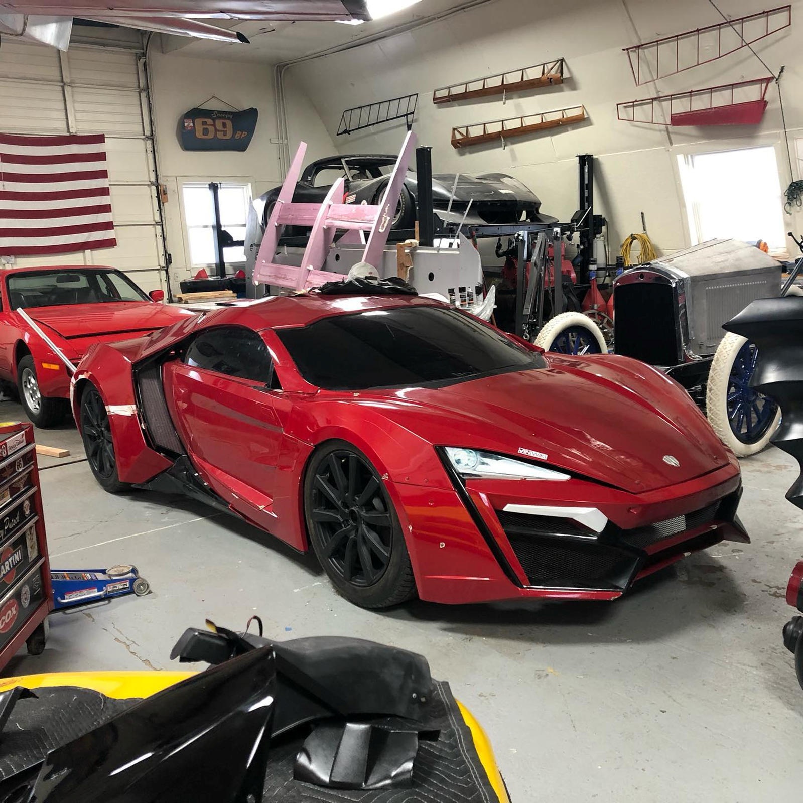 Porsche Boxster lot xac thanh sieu xe 3, 5 trieu USD anh 2