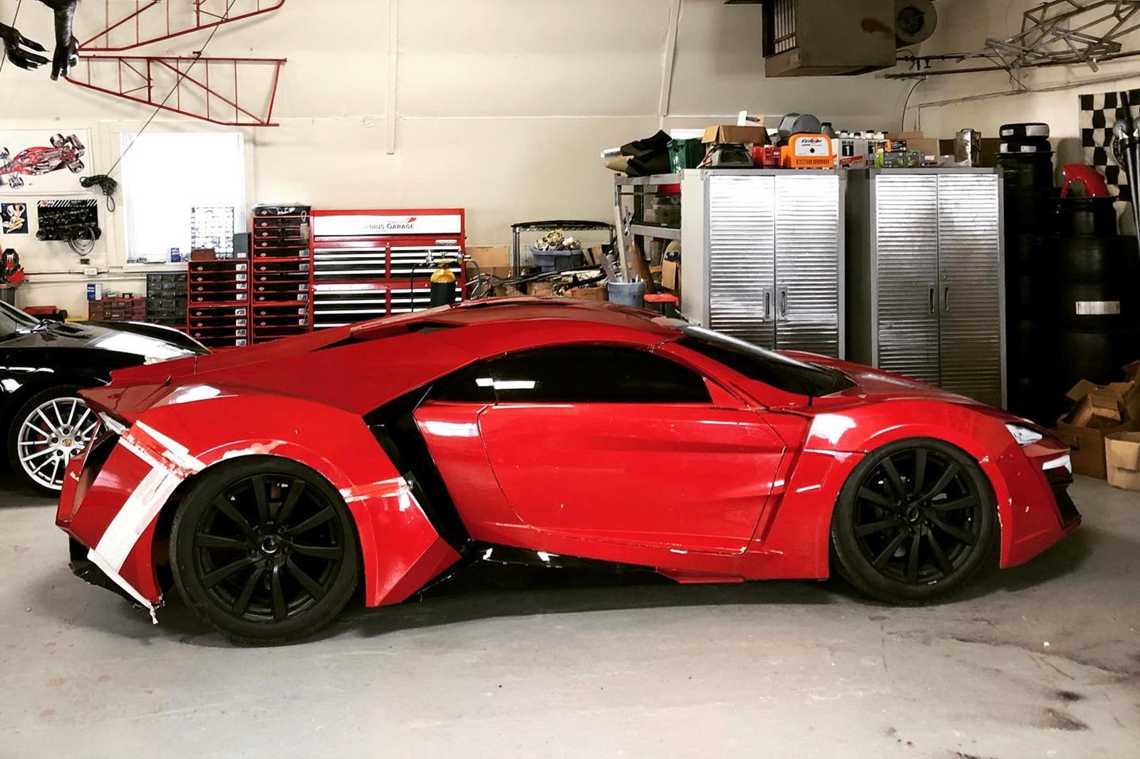 Porsche Boxster lot xac thanh sieu xe 3, 5 trieu USD anh 3