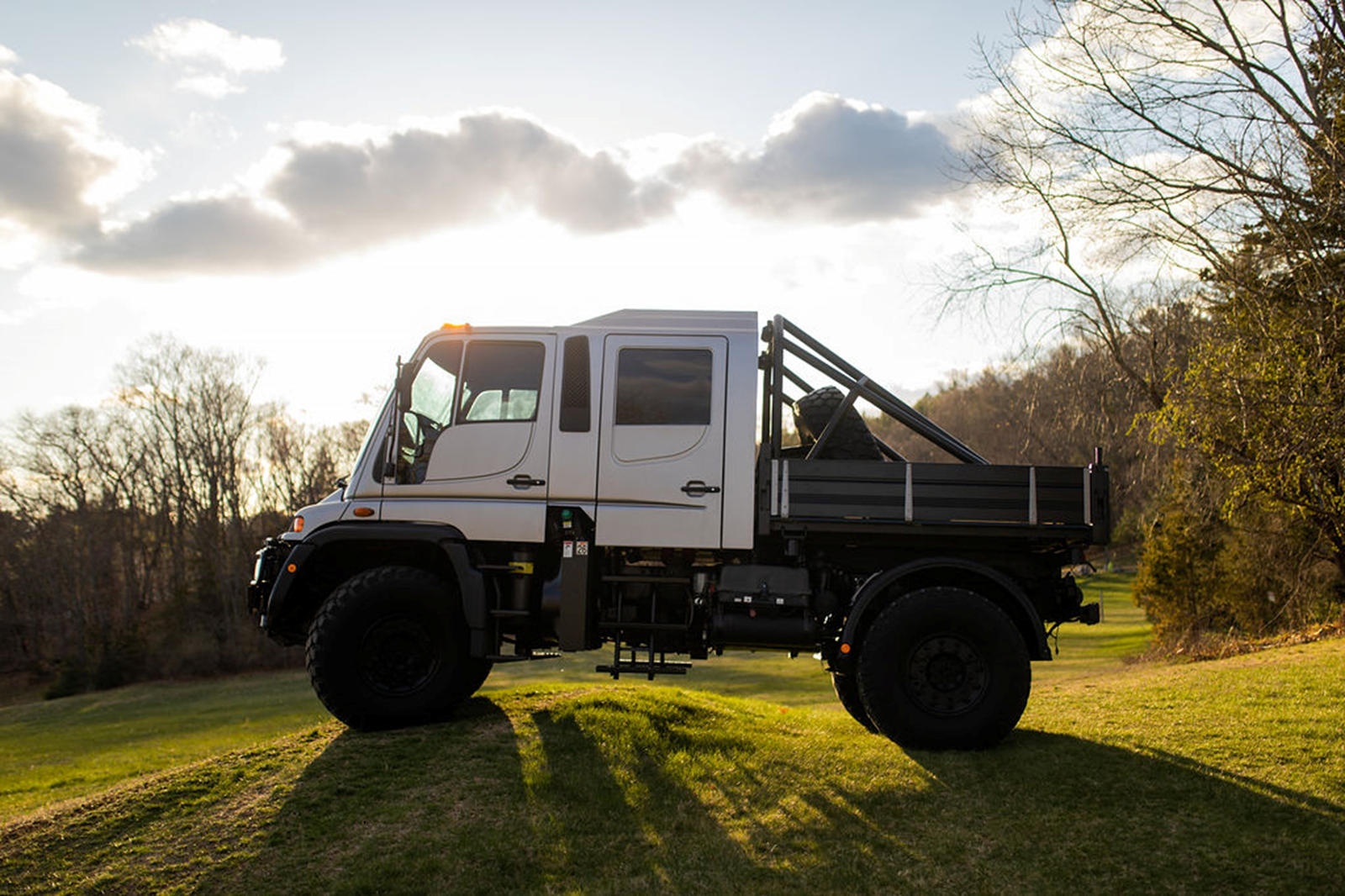 Xe tai Mercedes gia dat gap 3 lan G-Class anh 2