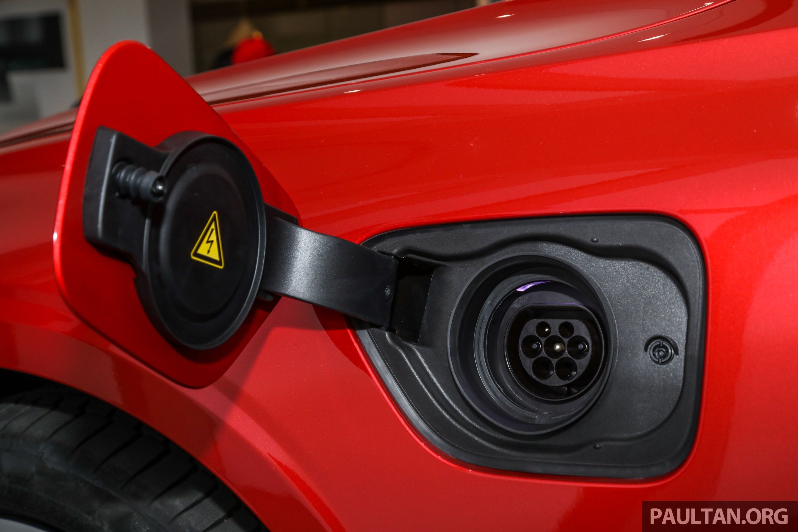 Volvo S60 lắp ráp tại Malaysia,  giá 68.000 USD ảnh 6 Volvo S60 lap rap tai Malaysia,  gia 68.000 USD anh 6