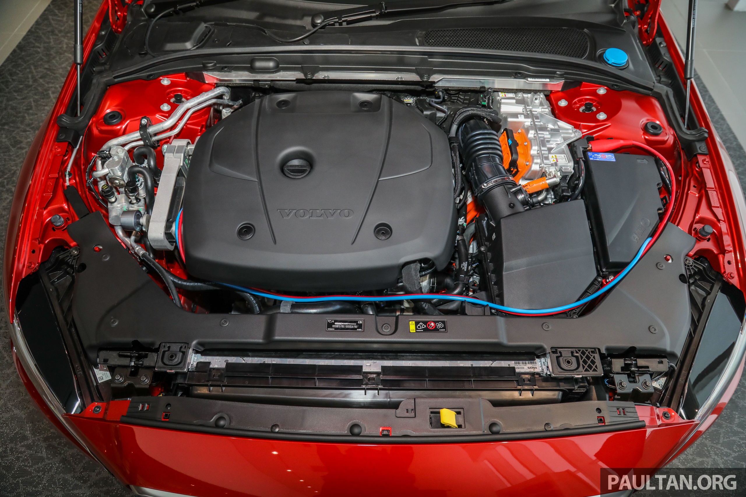 Volvo S60 lắp ráp tại Malaysia,  giá 68.000 USD ảnh 3 Volvo S60 lap rap tai Malaysia,  gia 68.000 USD anh 3