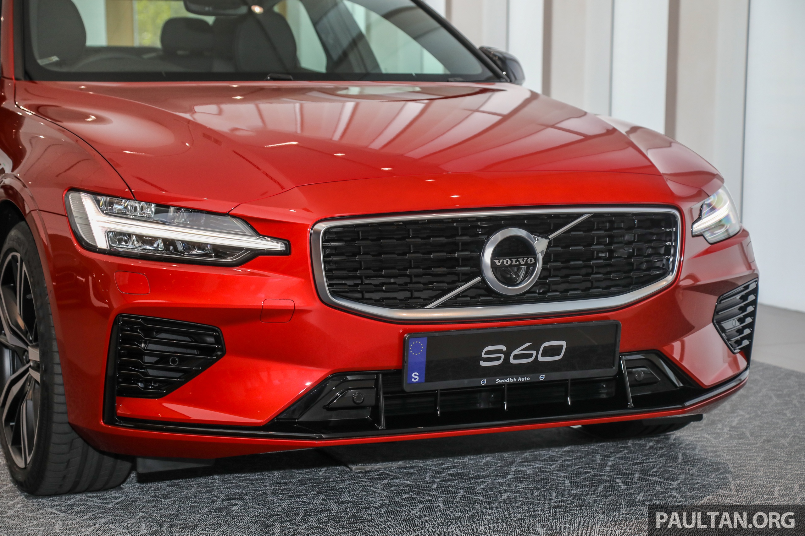 Volvo S60 lắp ráp tại Malaysia,  giá 68.000 USD ảnh 5 Volvo S60 lap rap tai Malaysia,  gia 68.000 USD anh 5