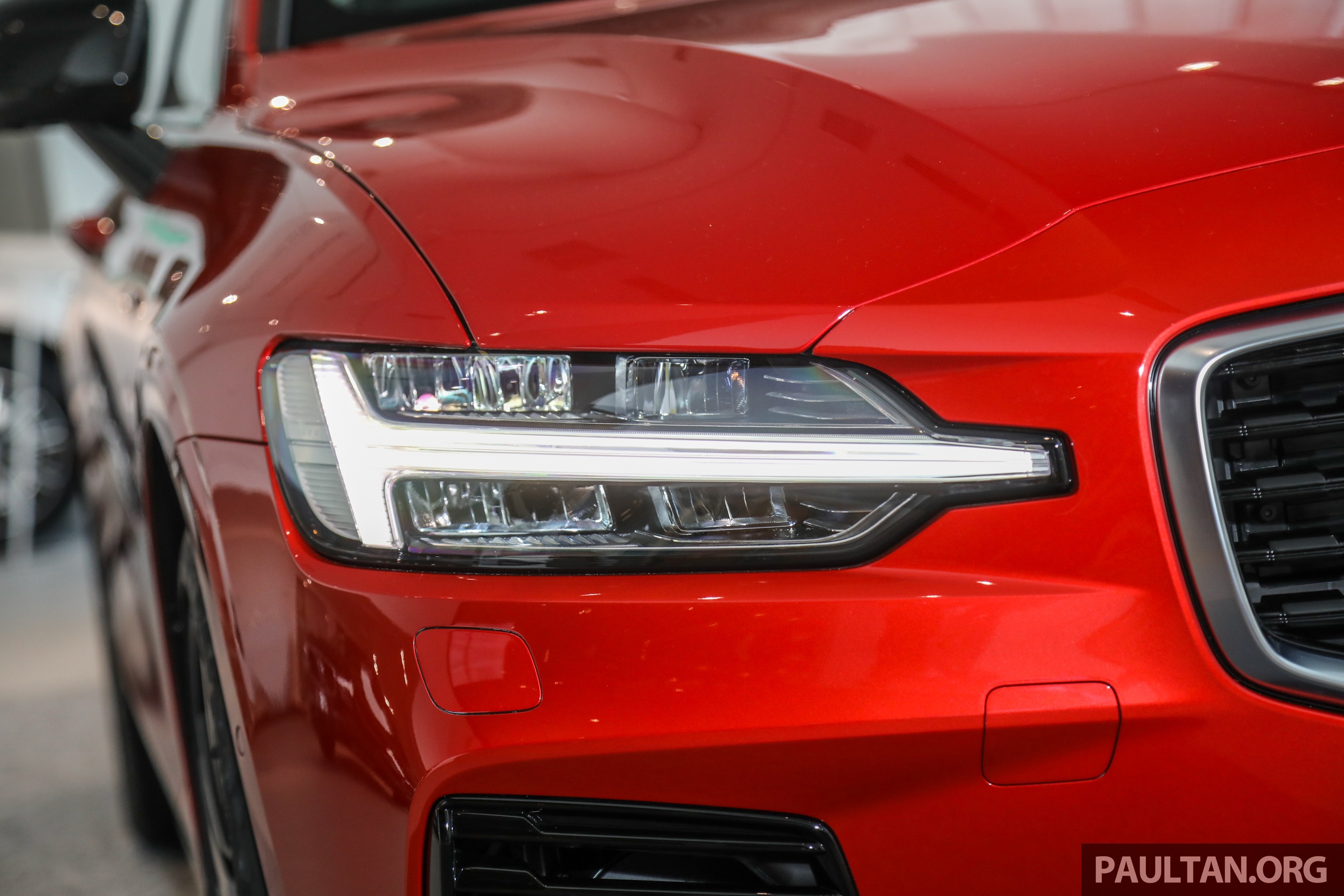 Volvo S60 lắp ráp tại Malaysia,  giá 68.000 USD ảnh 7 Volvo S60 lap rap tai Malaysia,  gia 68.000 USD anh 7