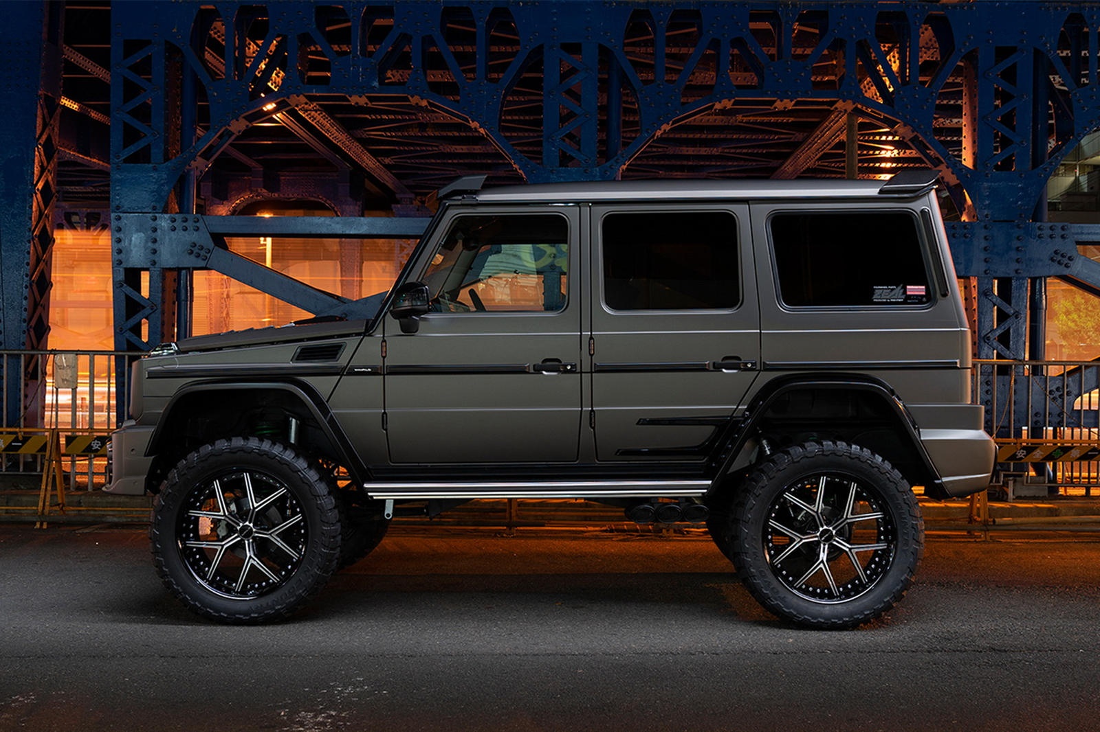 Mercedes-Benz G-Class đời cũ độ ngoại hình ảnh 2 Mercedes-Benz G-Class doi cu do ngoai hinh anh 2