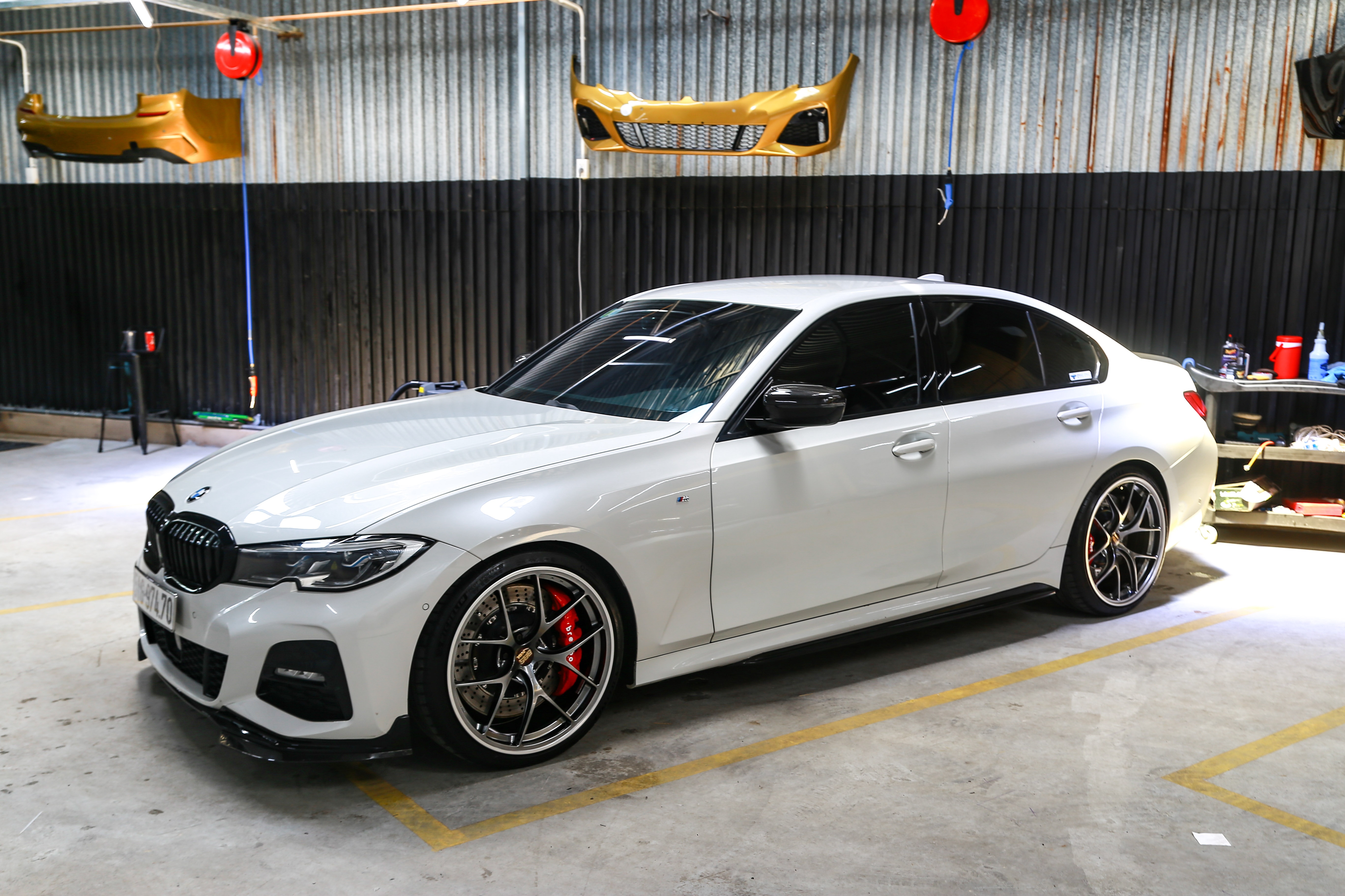 BMW G20 330i M Sport lot xac voi goi do 1 ty dong tai TP.HCM hinh anh