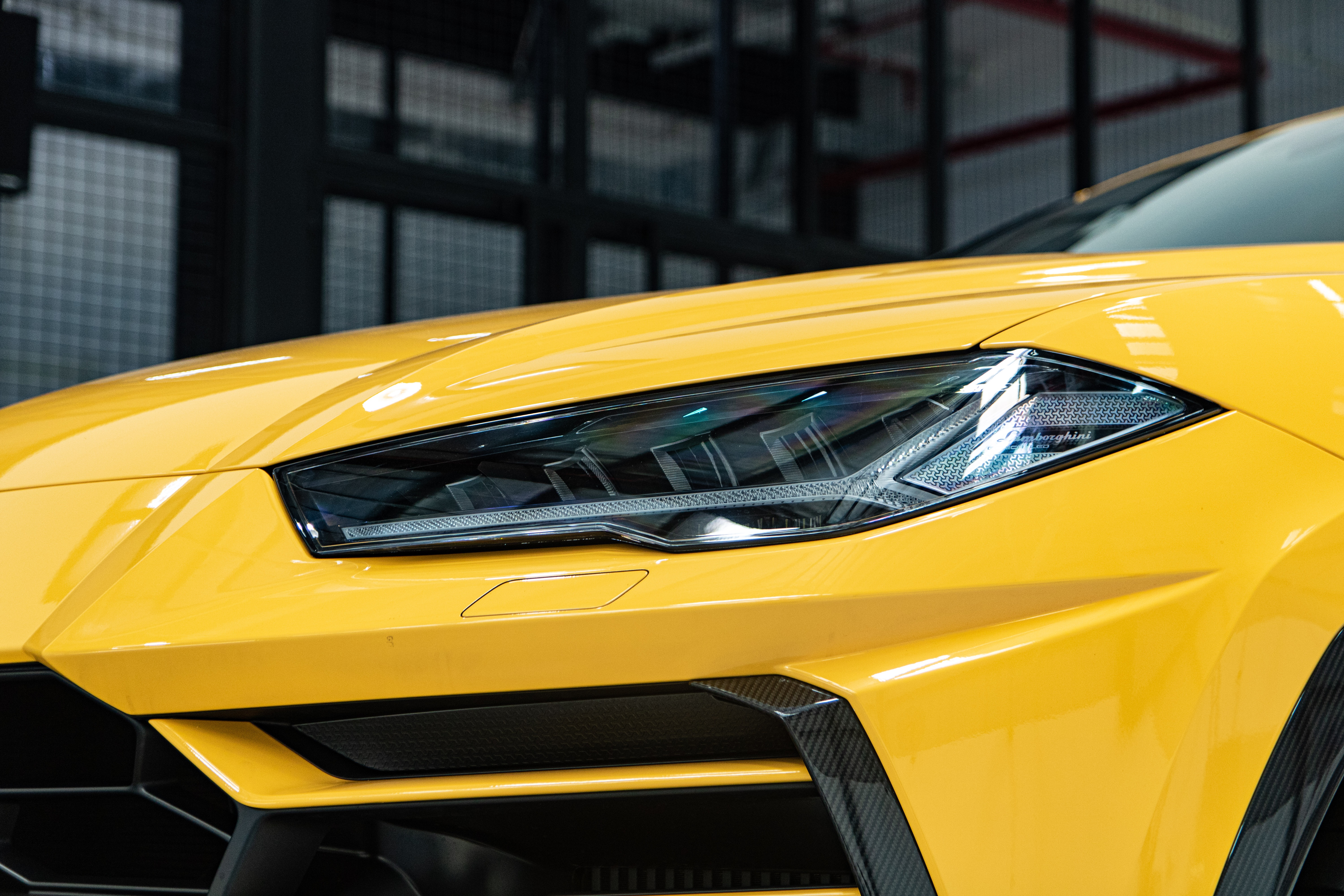 Chi tiet Lamborghini Urus chinh hang anh 3