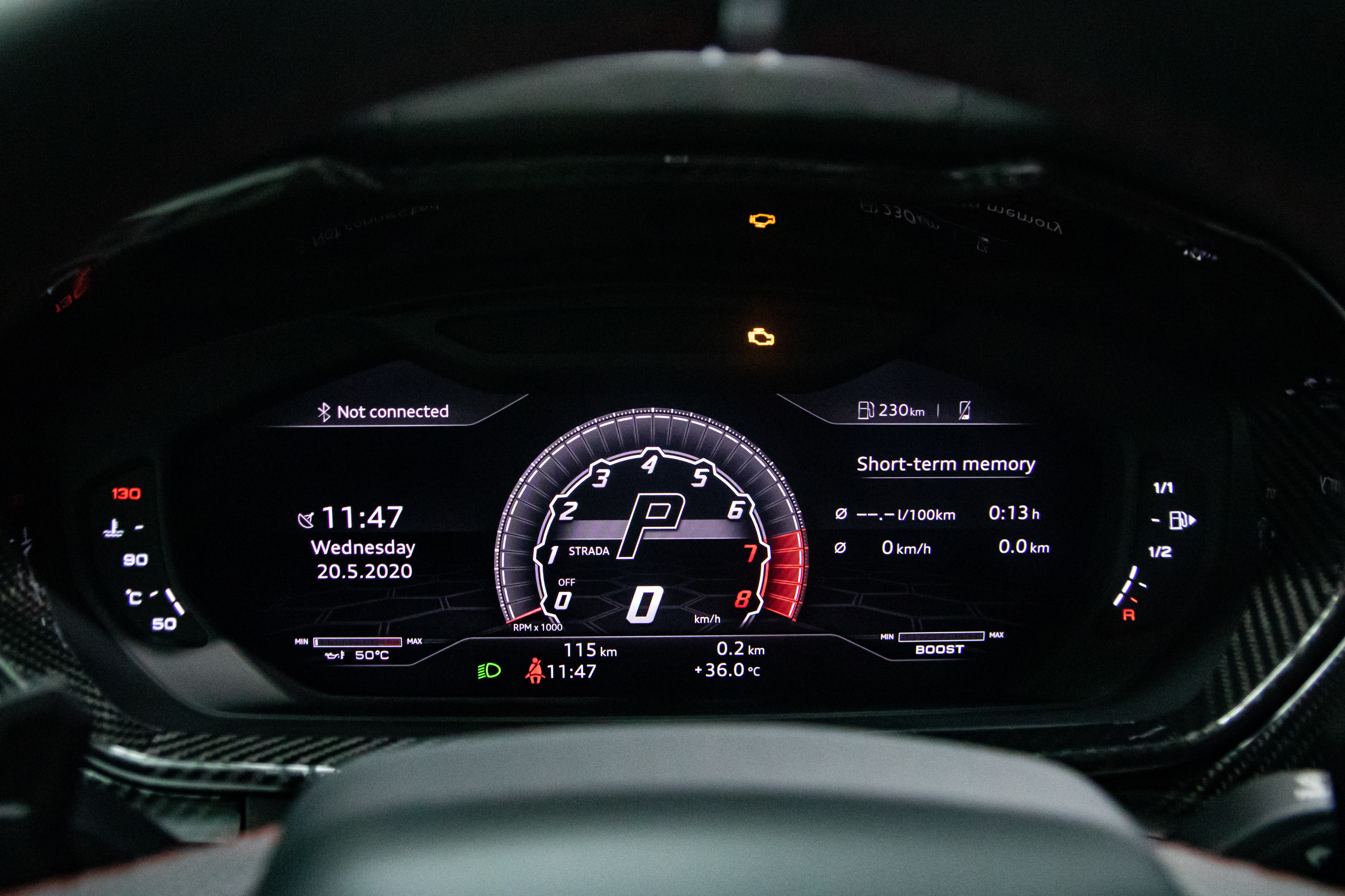 Chi tiet Lamborghini Urus chinh hang anh 19