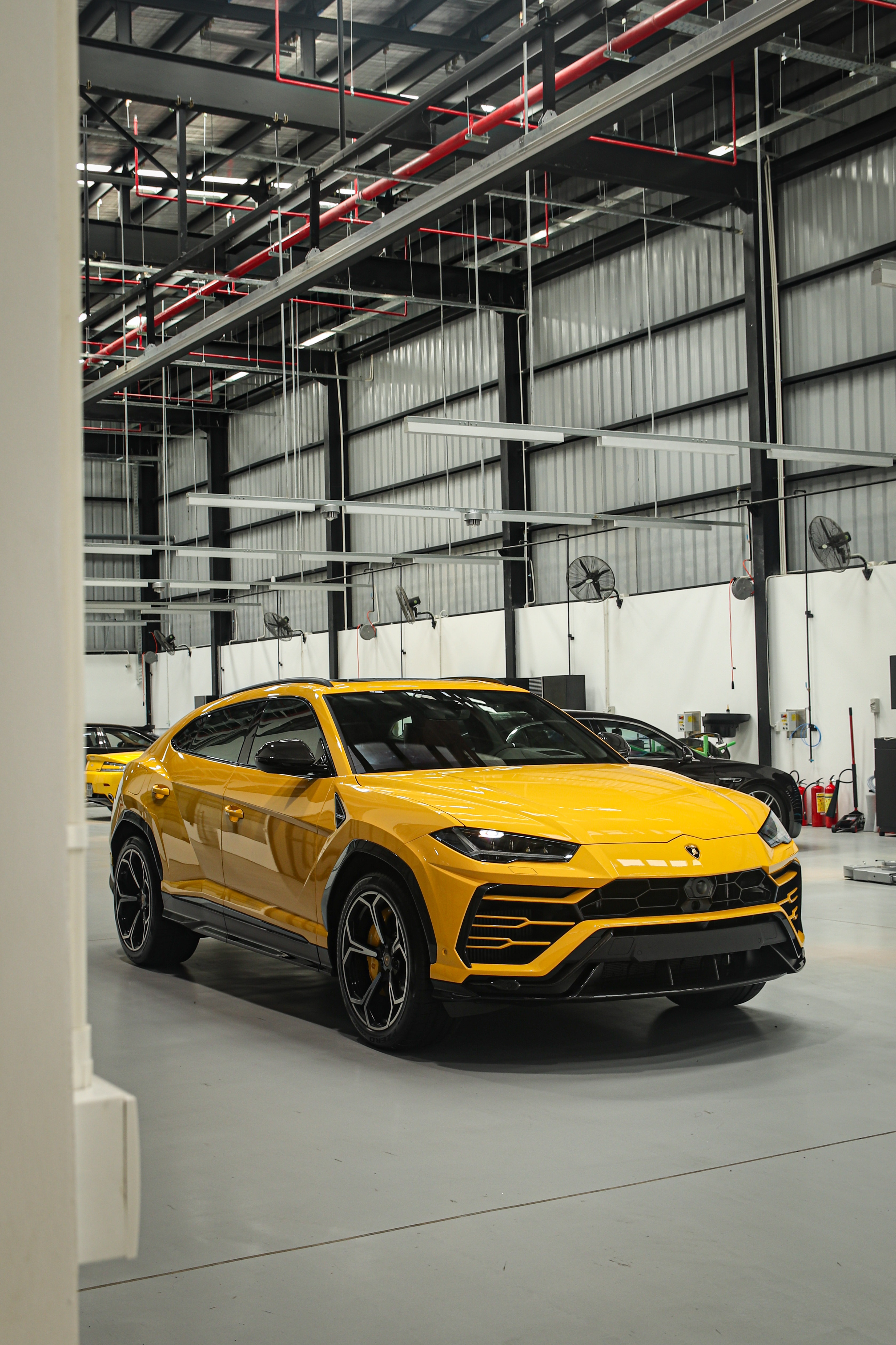 Chi tiet Lamborghini Urus chinh hang anh 40