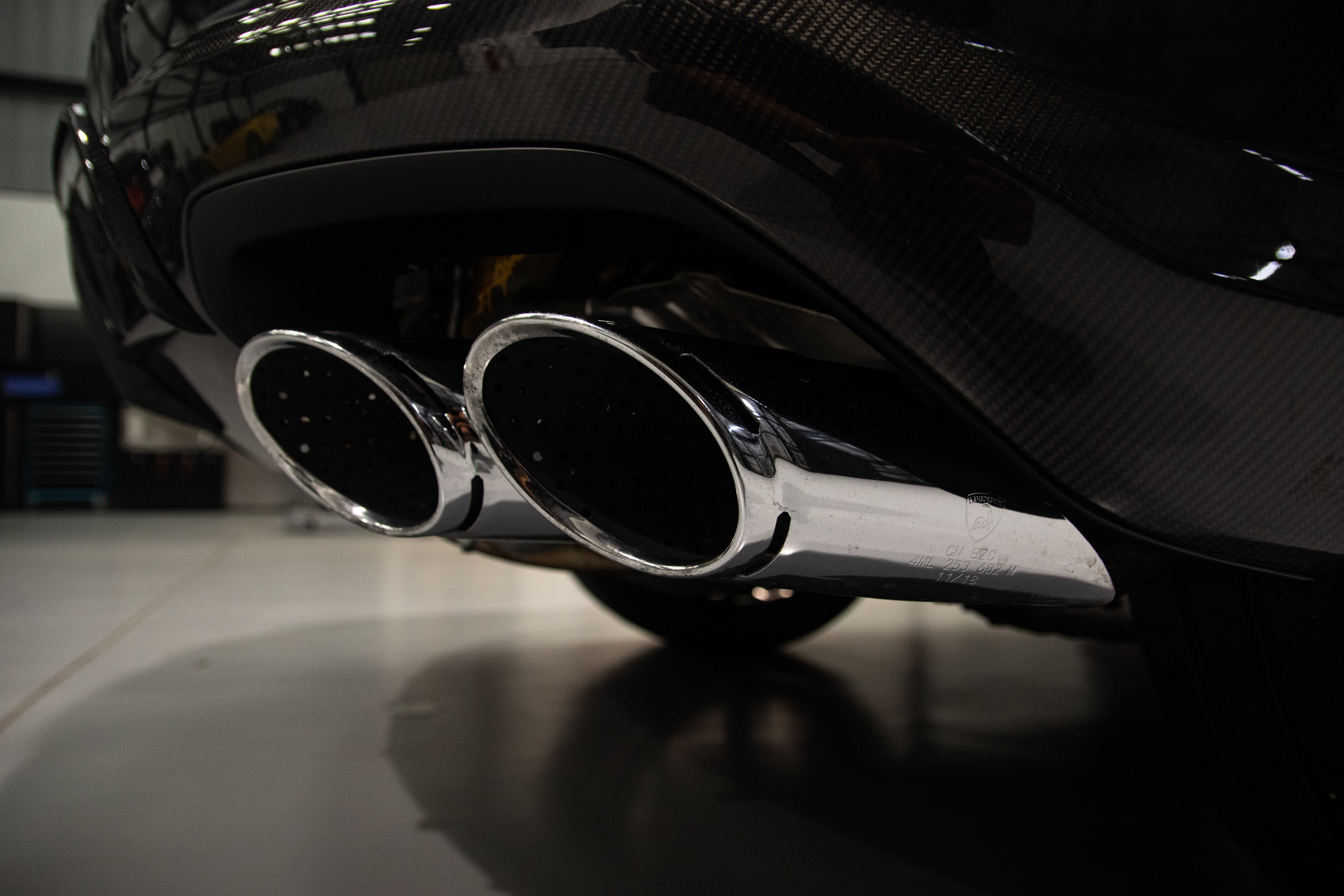 Chi tiet Lamborghini Urus chinh hang anh 41