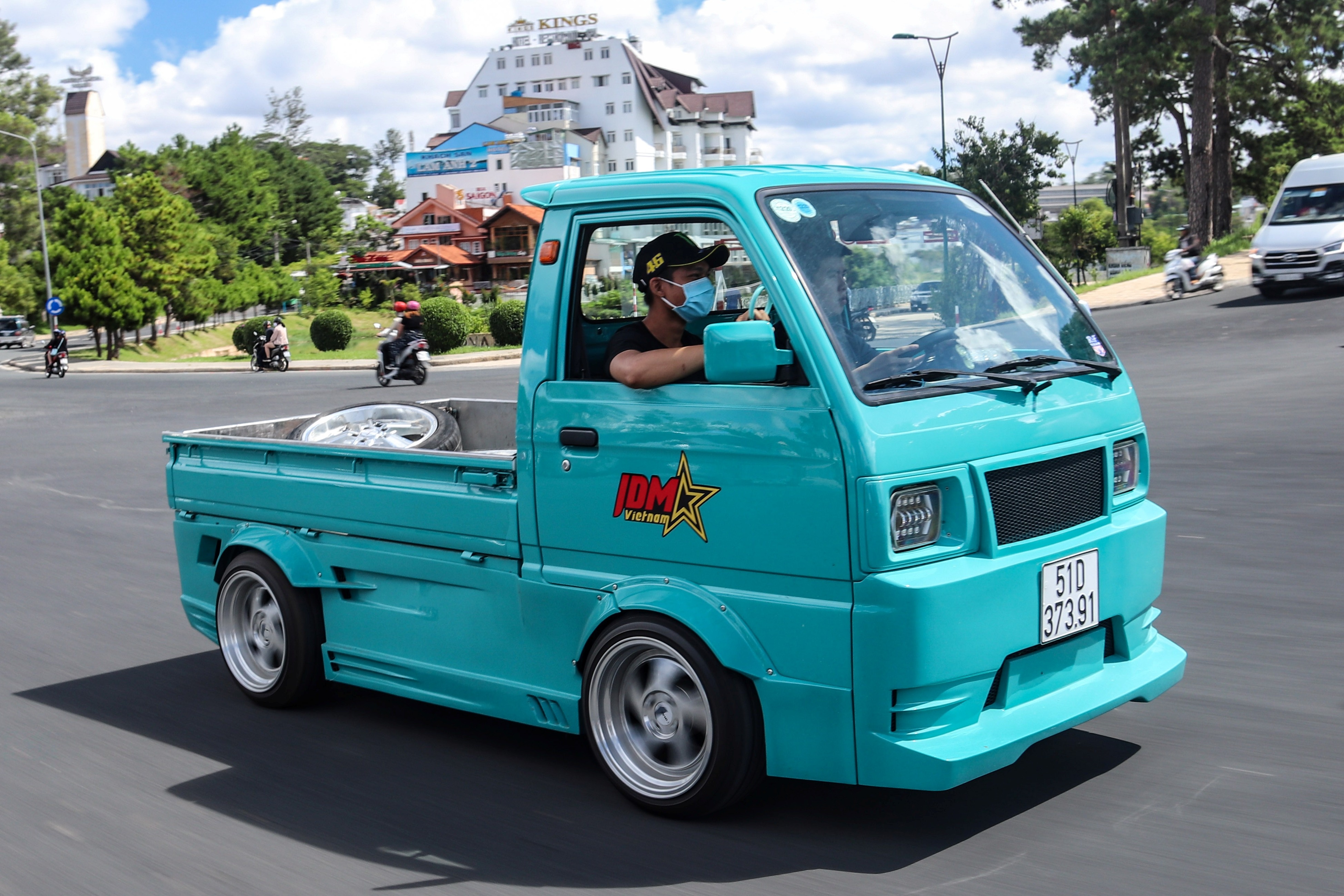 Xe tai nho Suzuki Carry do widebody tai TP.HCM hinh anh