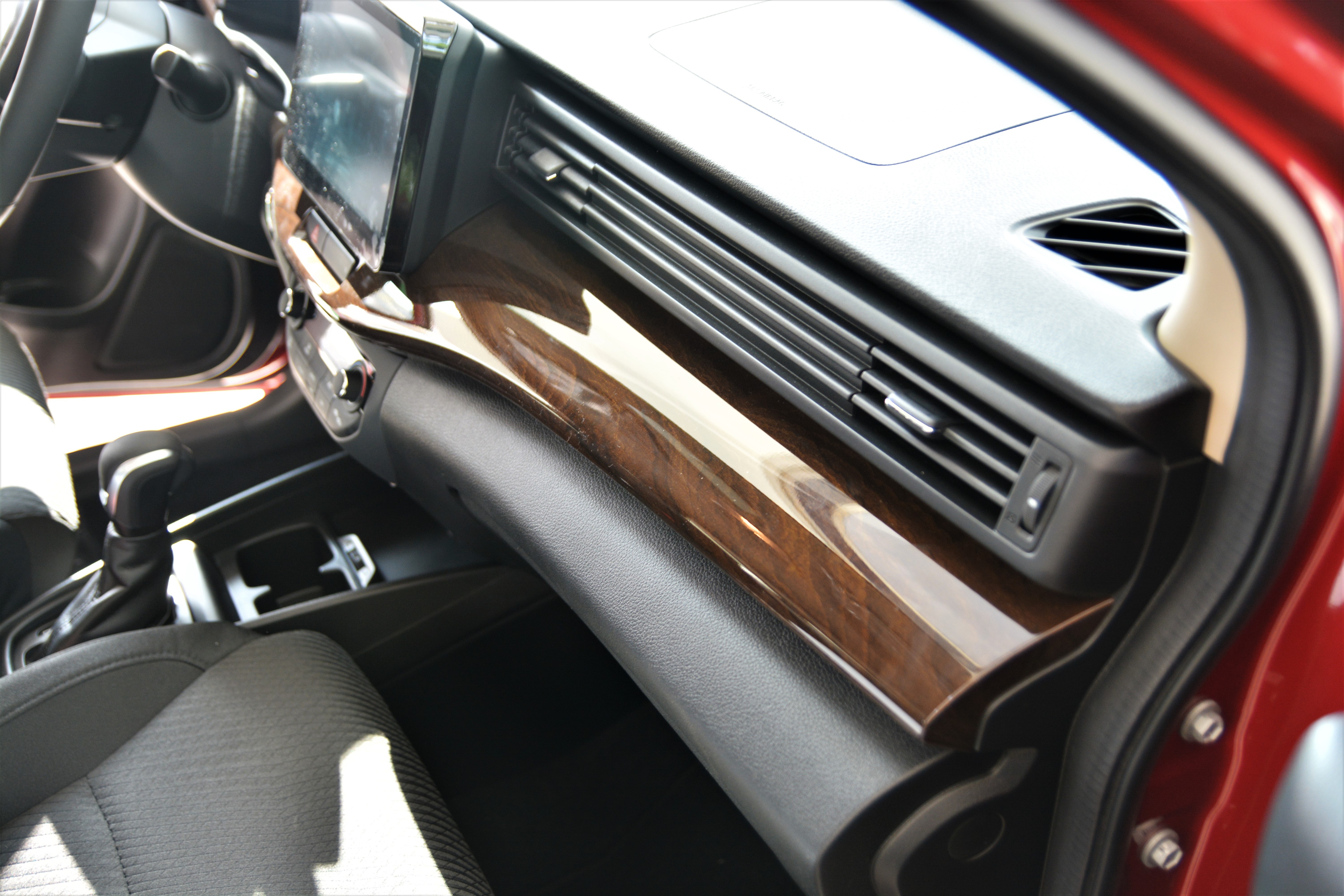 So sánh Mitsubishi Xpander và Suzuki Ertiga ảnh 13 So sanh Mitsubishi Xpander va Suzuki Ertiga anh 13