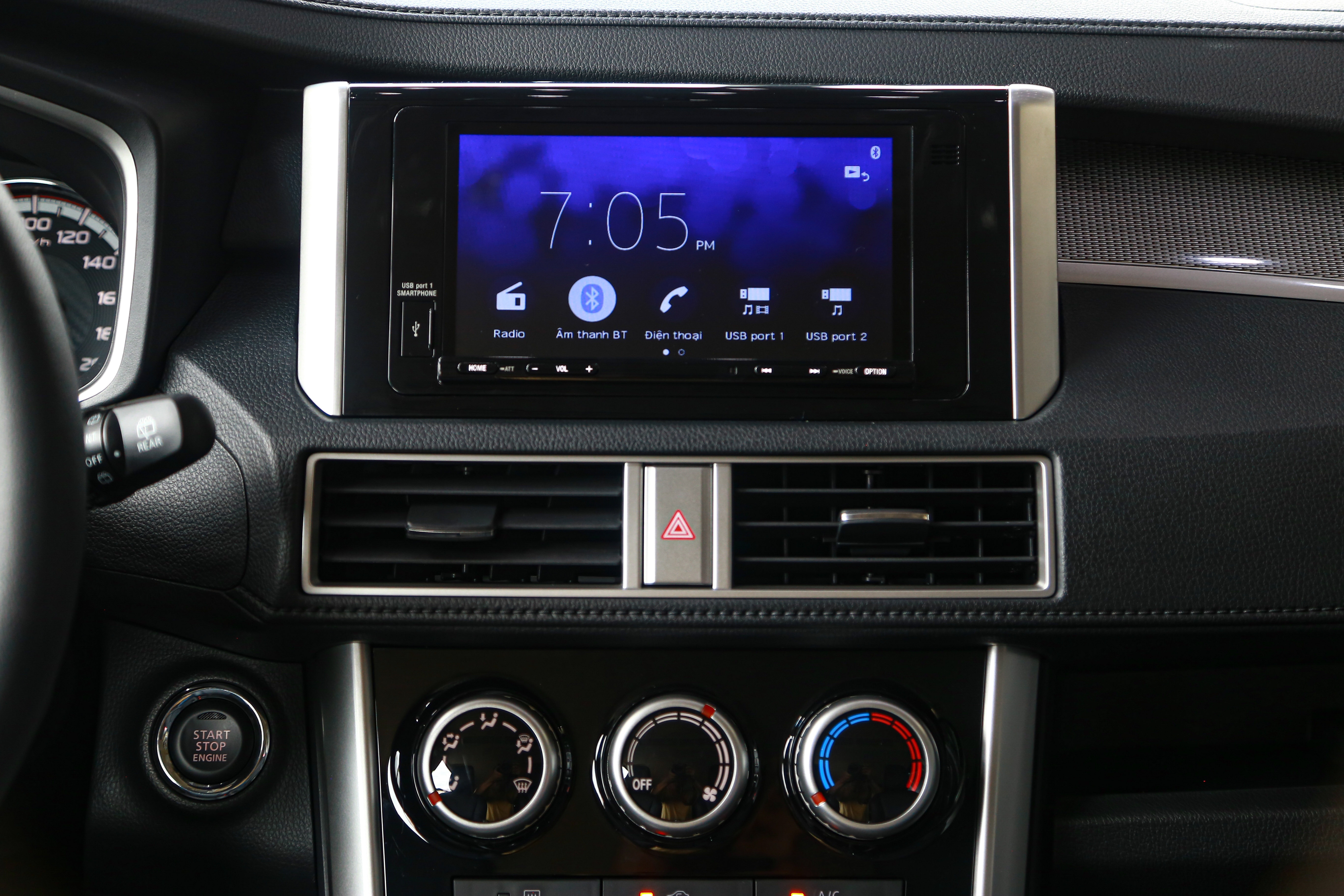 xe 7 chỗ ưu đãi trước bạ ảnh 6 xe 7 cho uu dai truoc ba anh 6