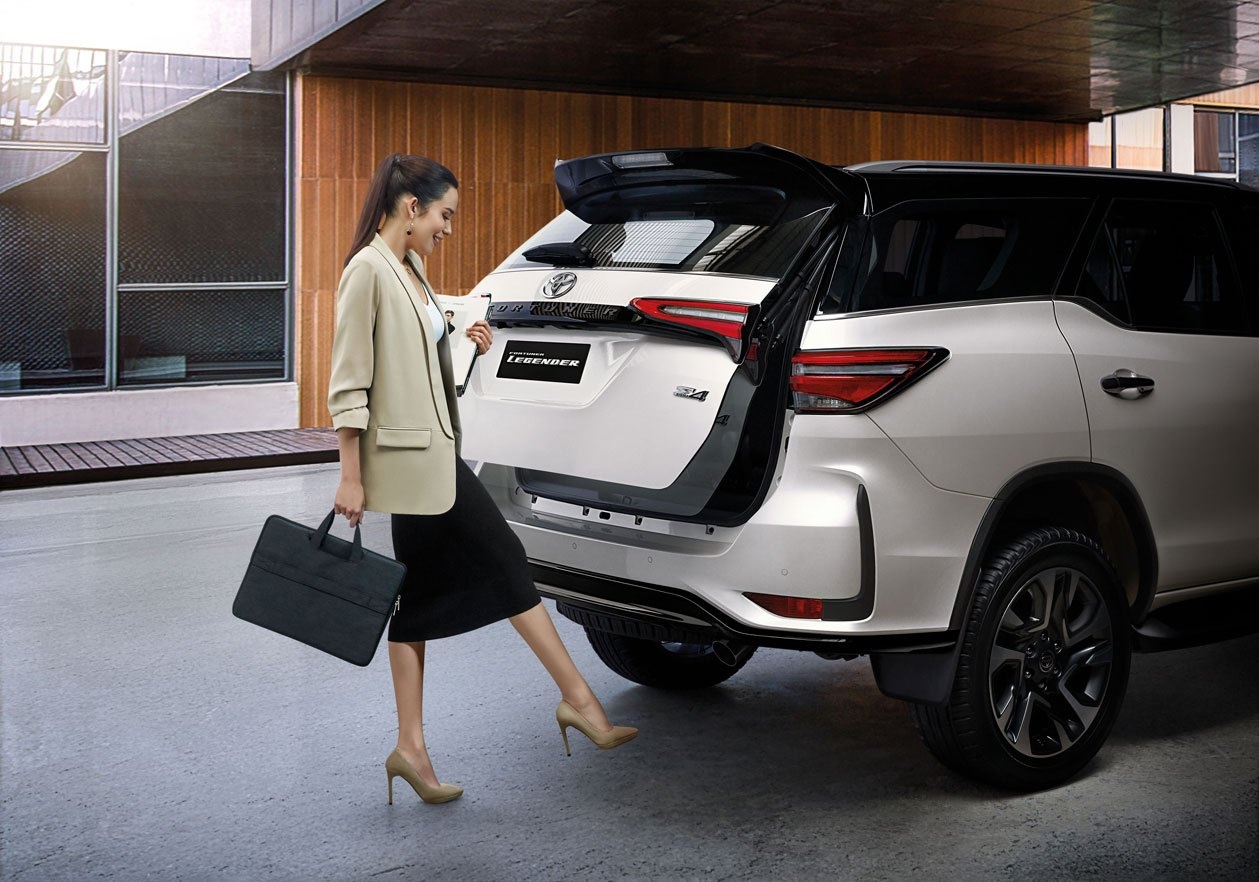Chi tiết Toyota Fortuner 2021 ảnh 13 Chi tiet Toyota Fortuner 2021 anh 13