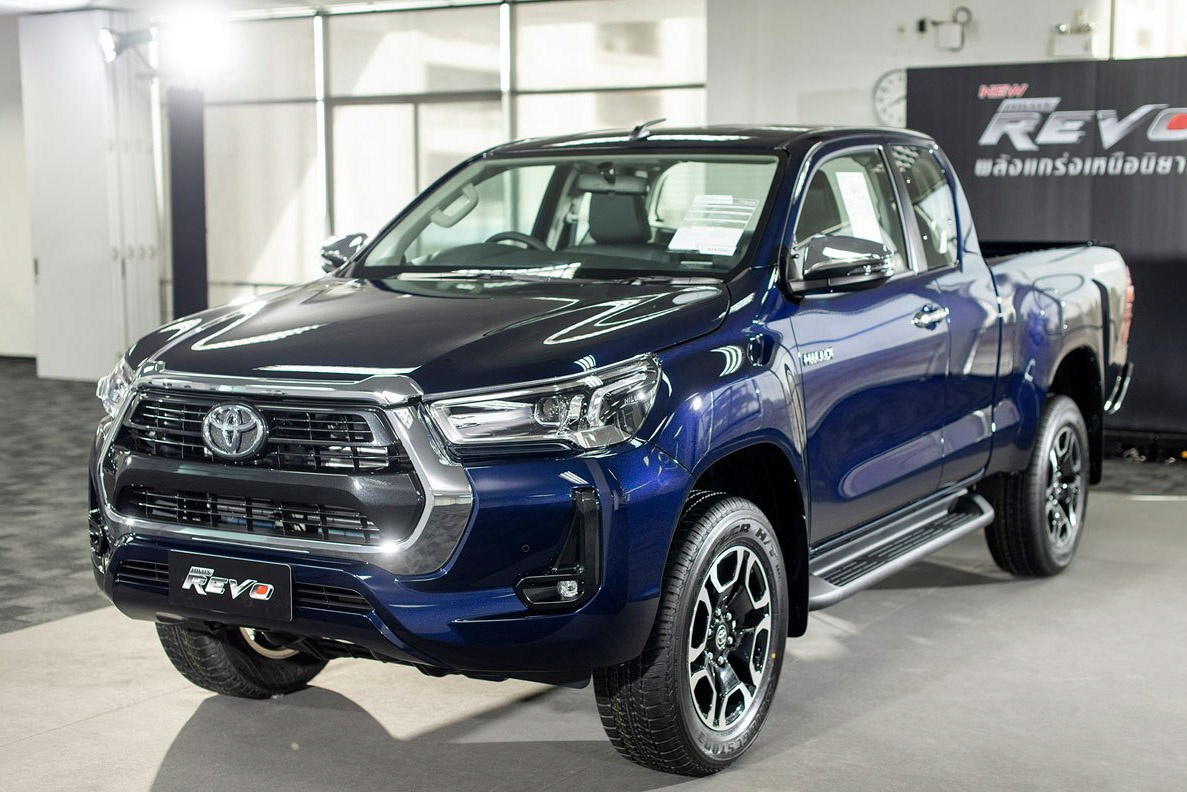 Chi tiet 2 phien ban Toyota Hilux 2021 vua ra mat tai Thai Lan hinh anh