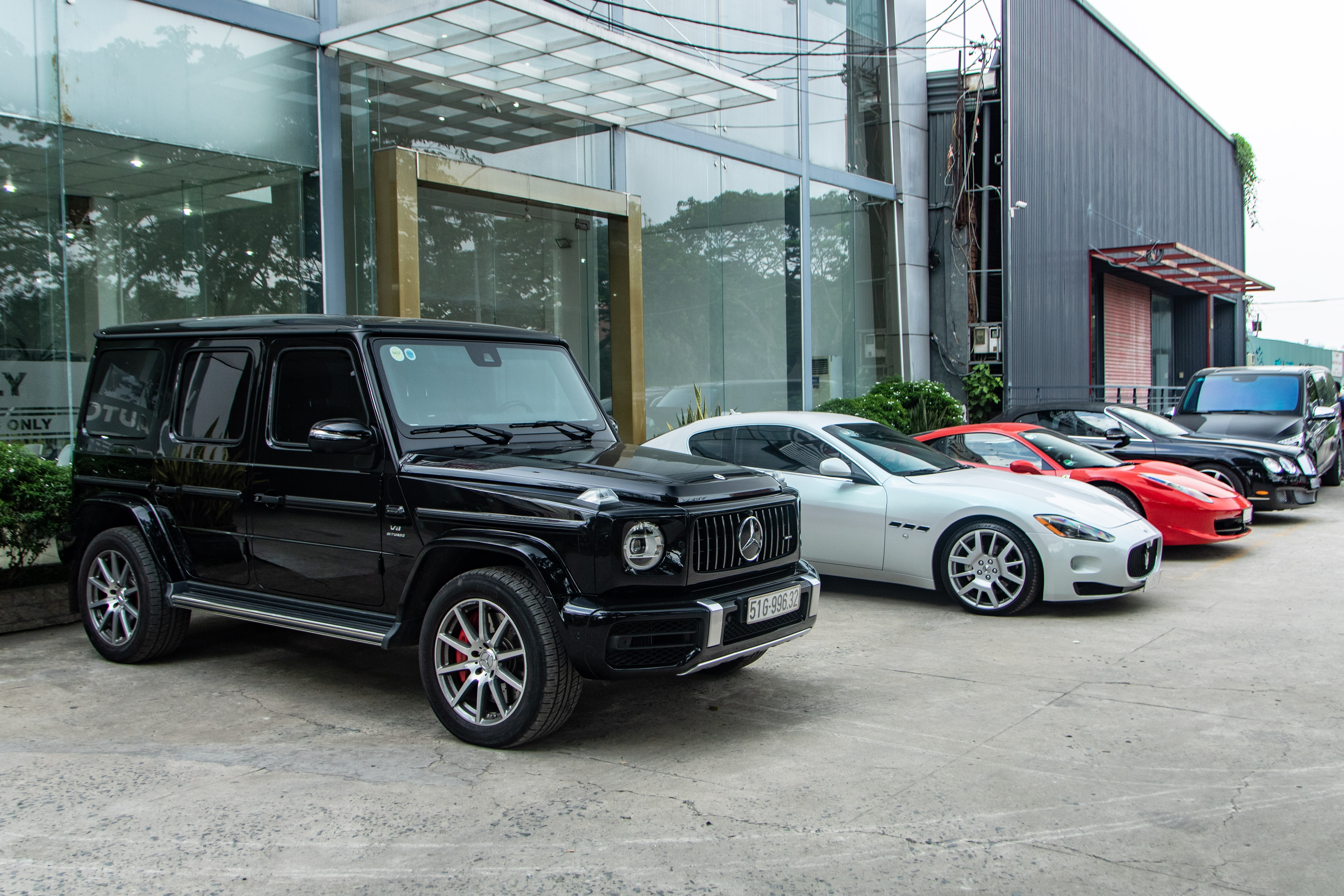 Dan sieu xe tai showroom kin tieng bac nhat TP.HCM anh 2