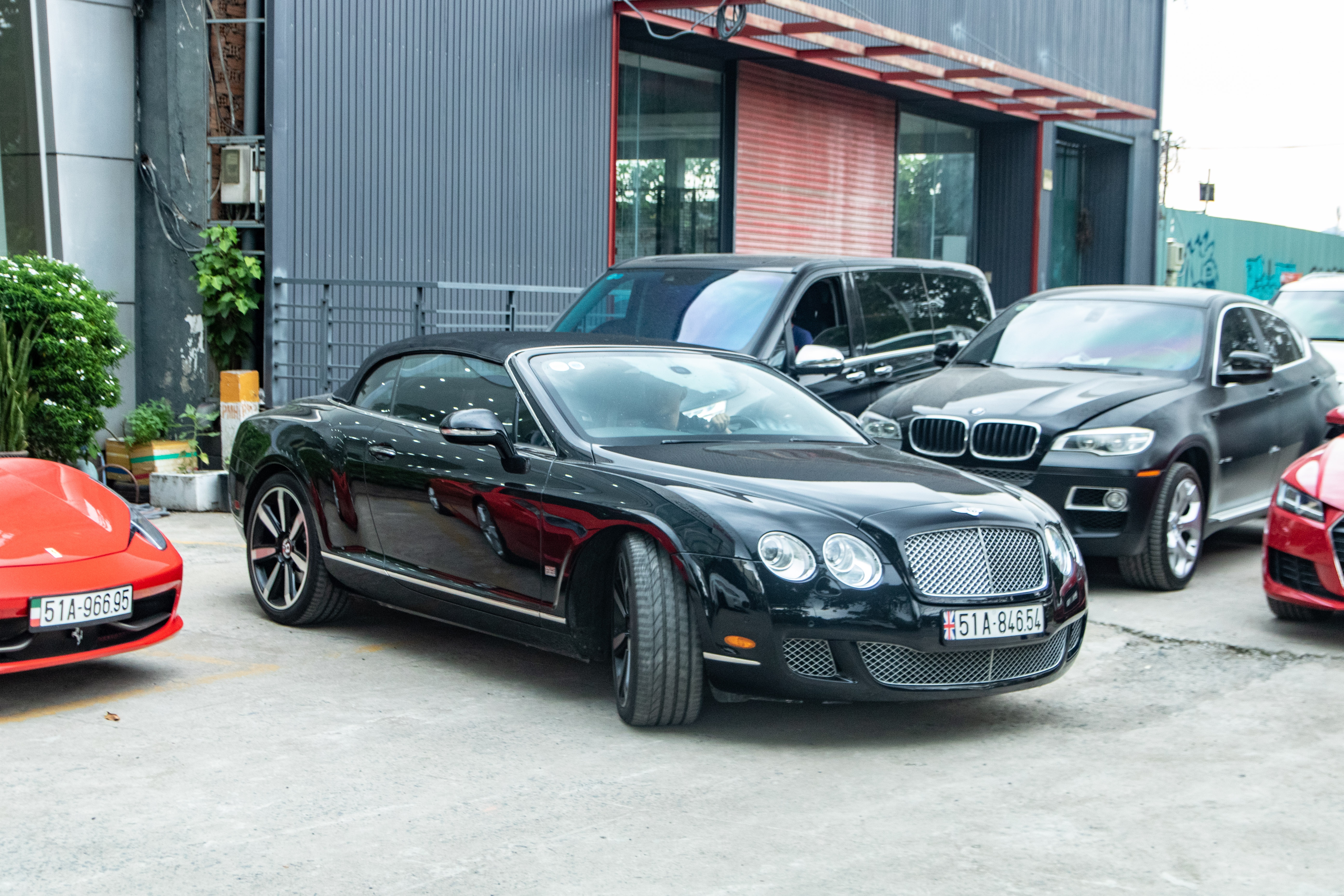 Dan sieu xe tai showroom kin tieng bac nhat TP.HCM anh 6