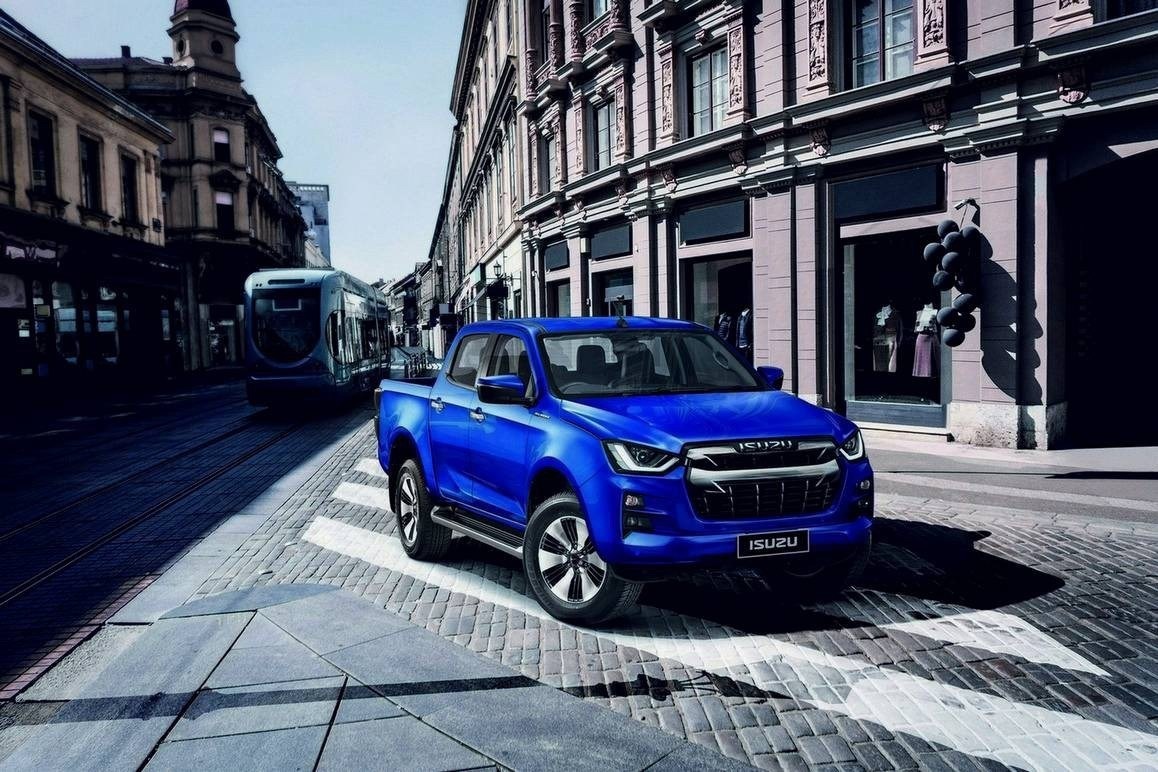 So sanh the he moi cua Mazda BT-50 va Isuzu D-Max anh 14