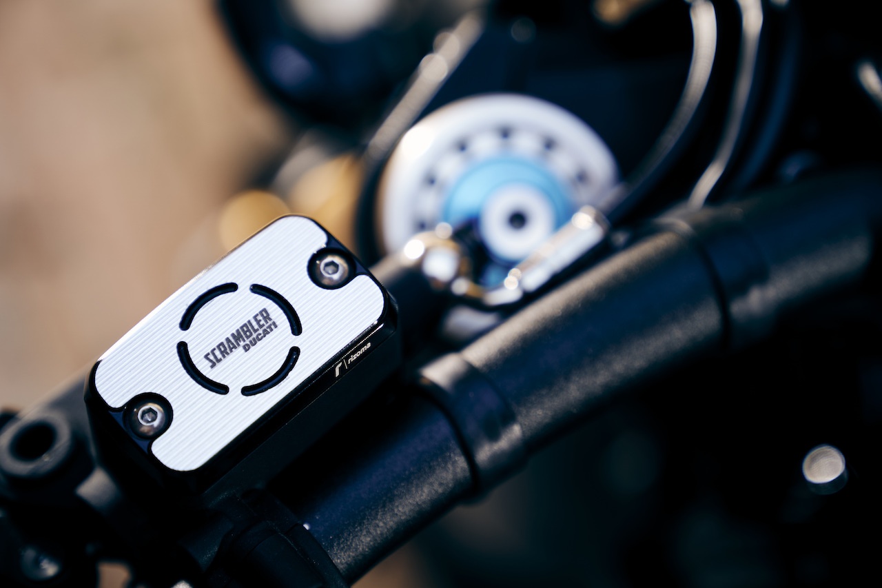 Mau xe doc quyen Ducati Scrambler Club Italia anh 5