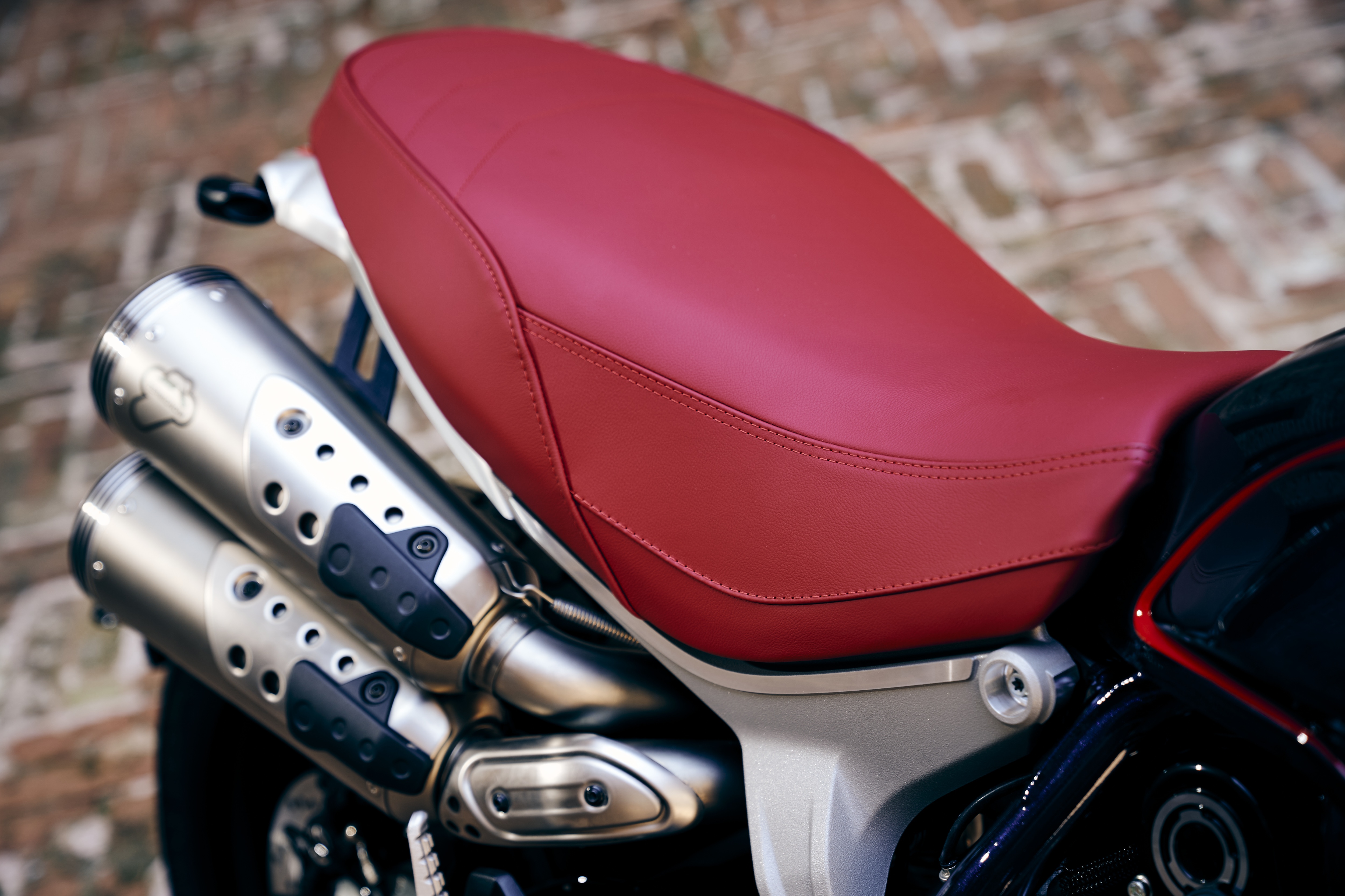 Mau xe doc quyen Ducati Scrambler Club Italia anh 6