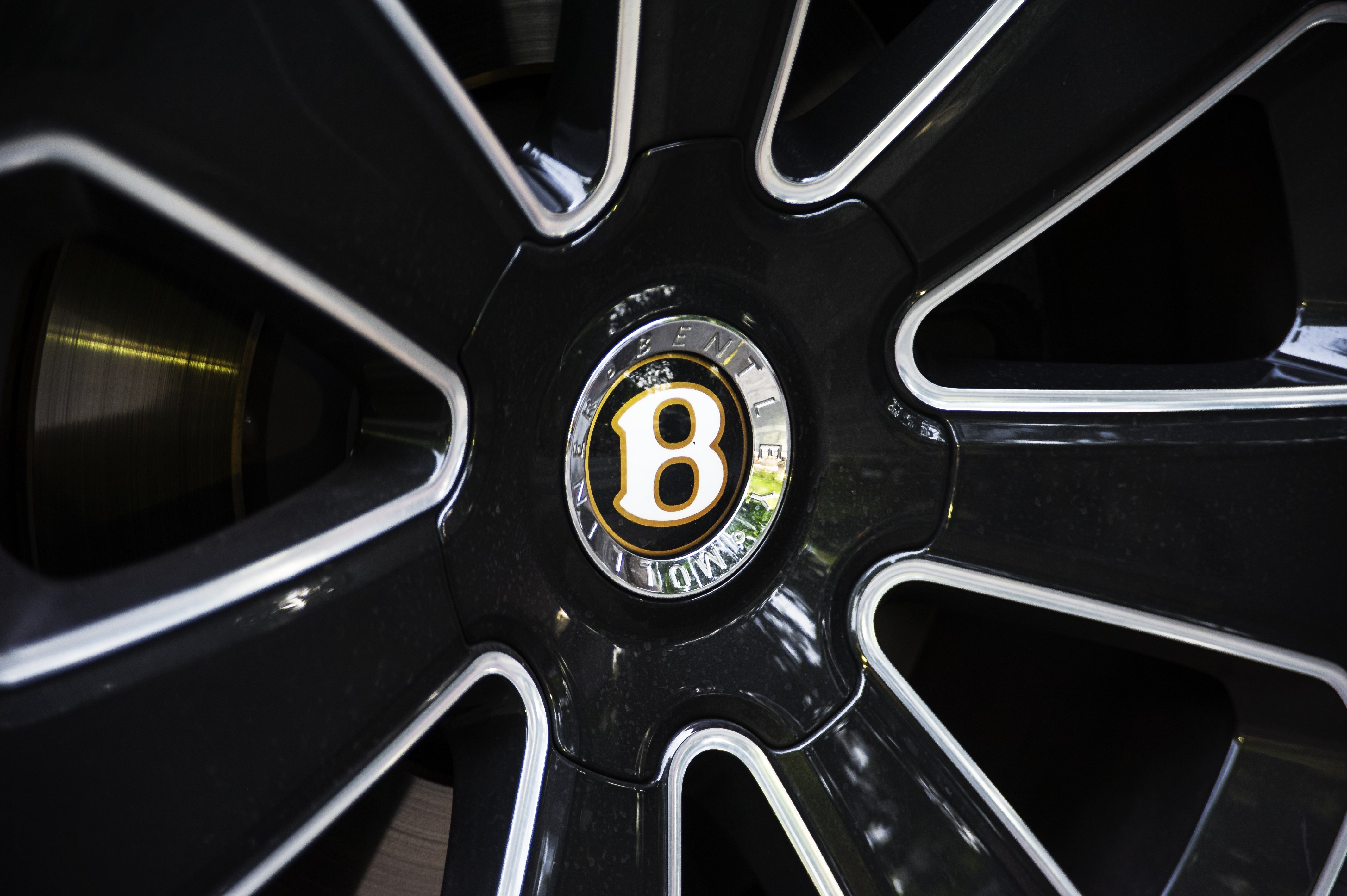 Bentley Bentayga Design Series hàng độc tại VN ảnh 6 Bentley Bentayga Design Series hang doc tai VN anh 6