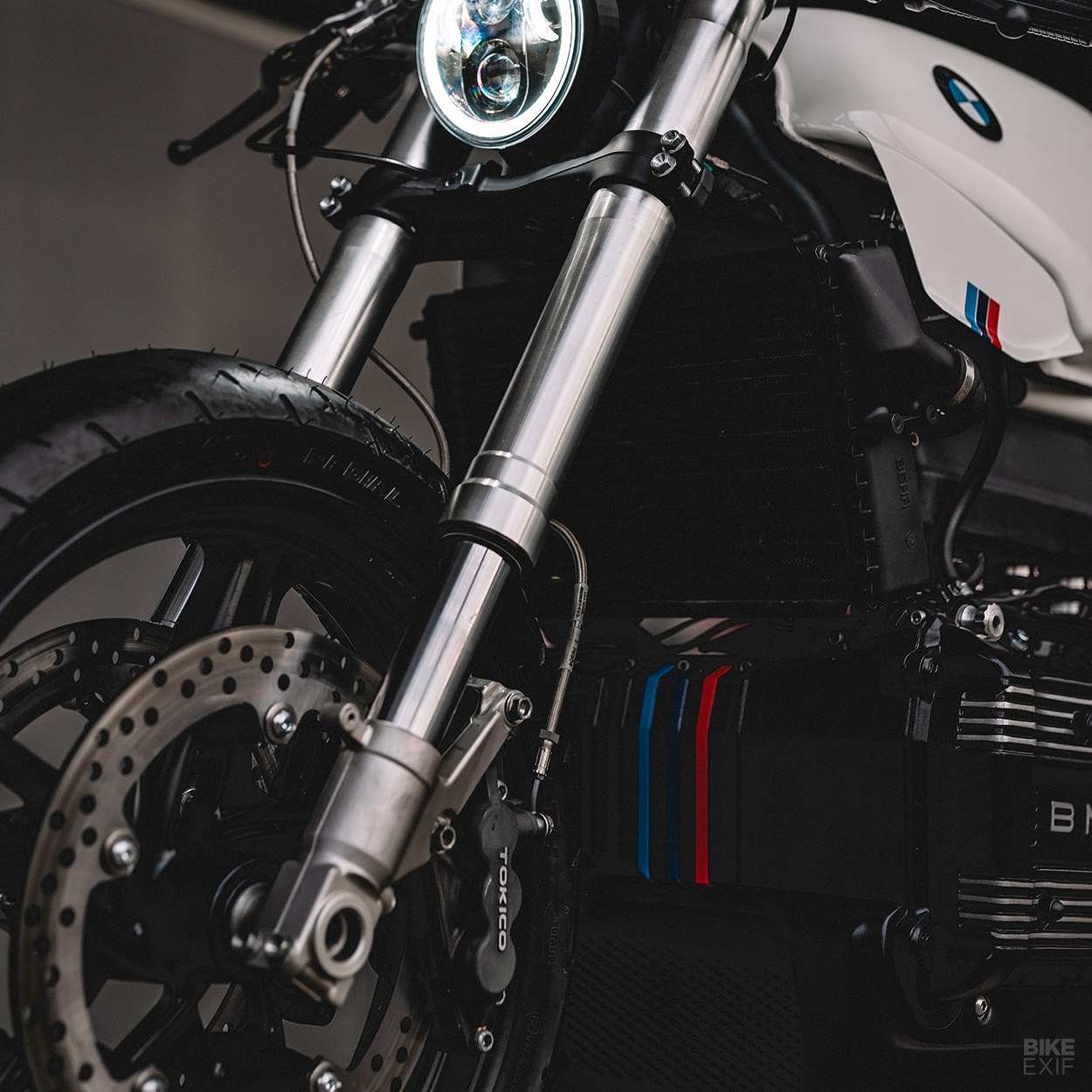 BMW K100RS độ phong cách cafe racer ảnh 8 BMW K100RS do phong cach cafe racer anh 8
