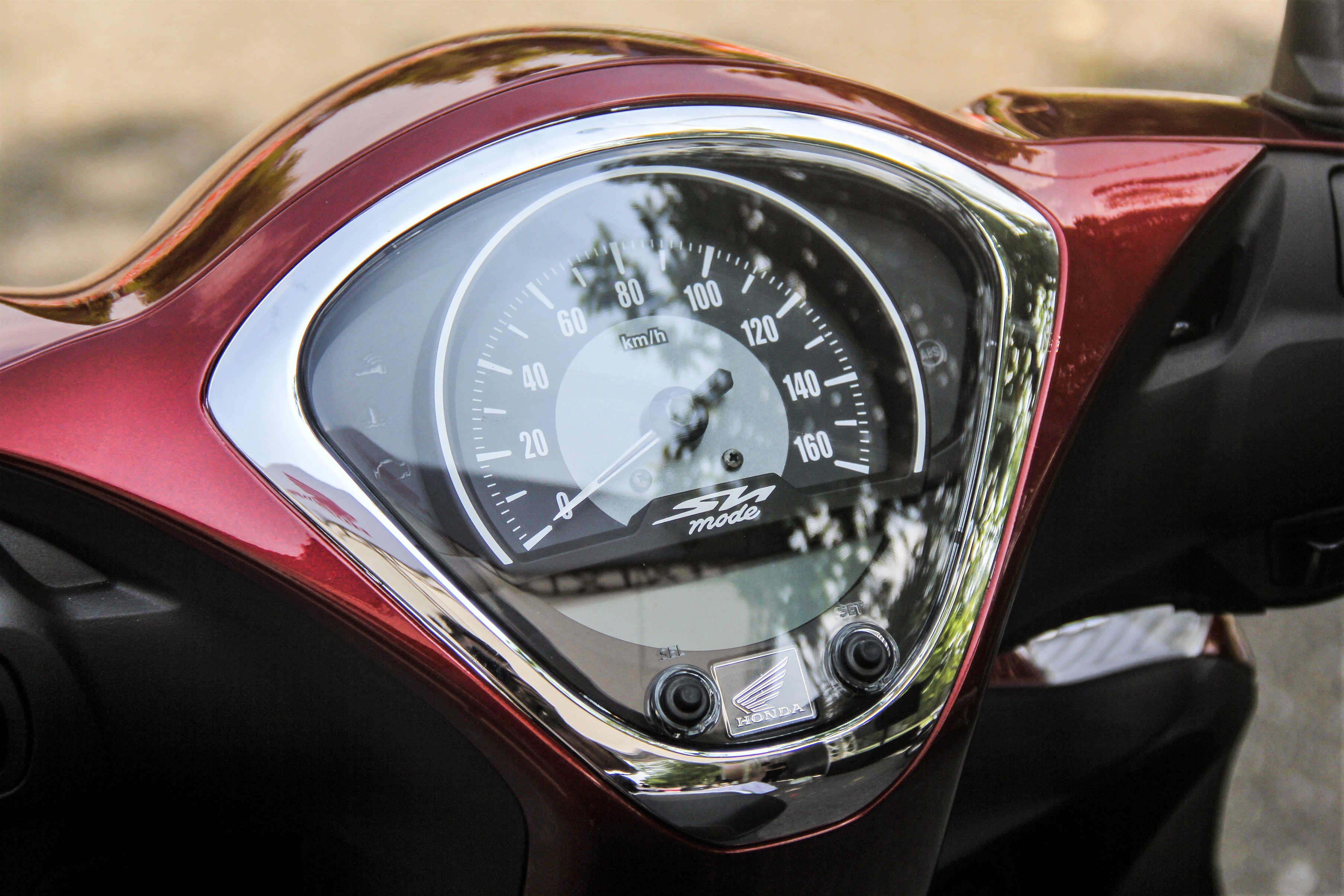 So sanh Honda SH Mode va Yamaha Grande anh 9