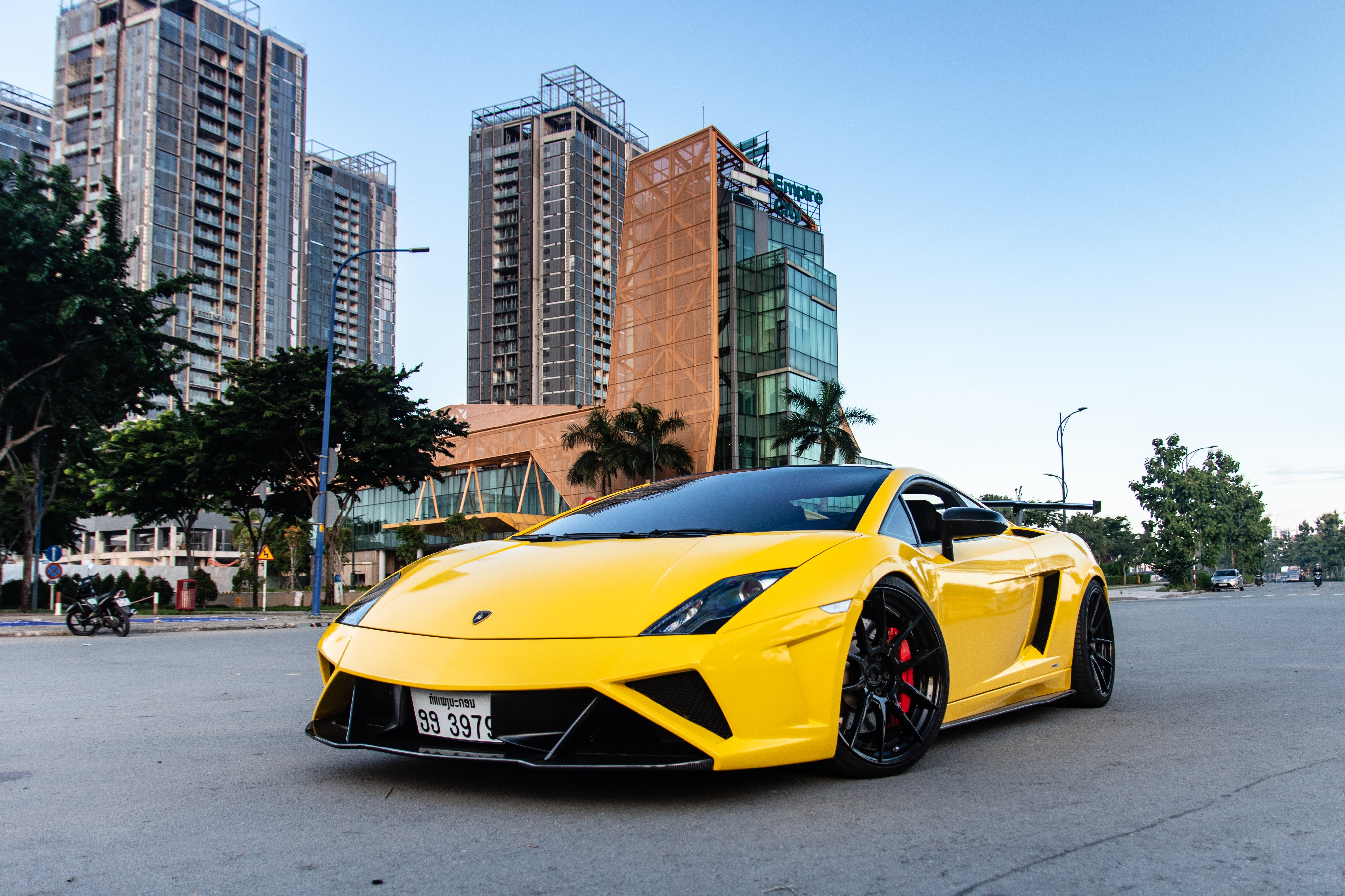 Lamborghini Gallardo do bodykit Squadra Corse hang hiem tai VN hinh anh