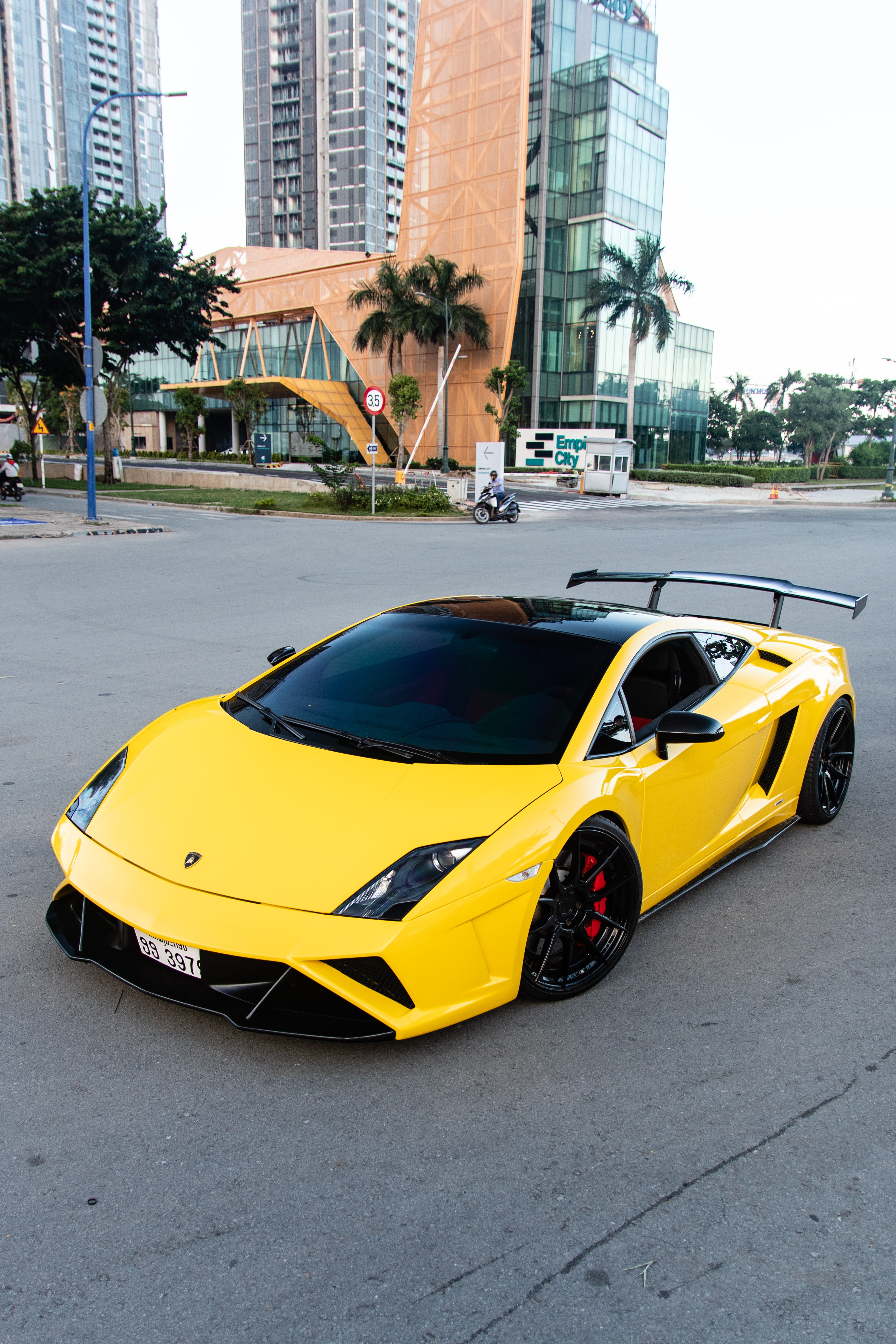Lamborghini Gallardo Squadra Corse tai VN anh 7
