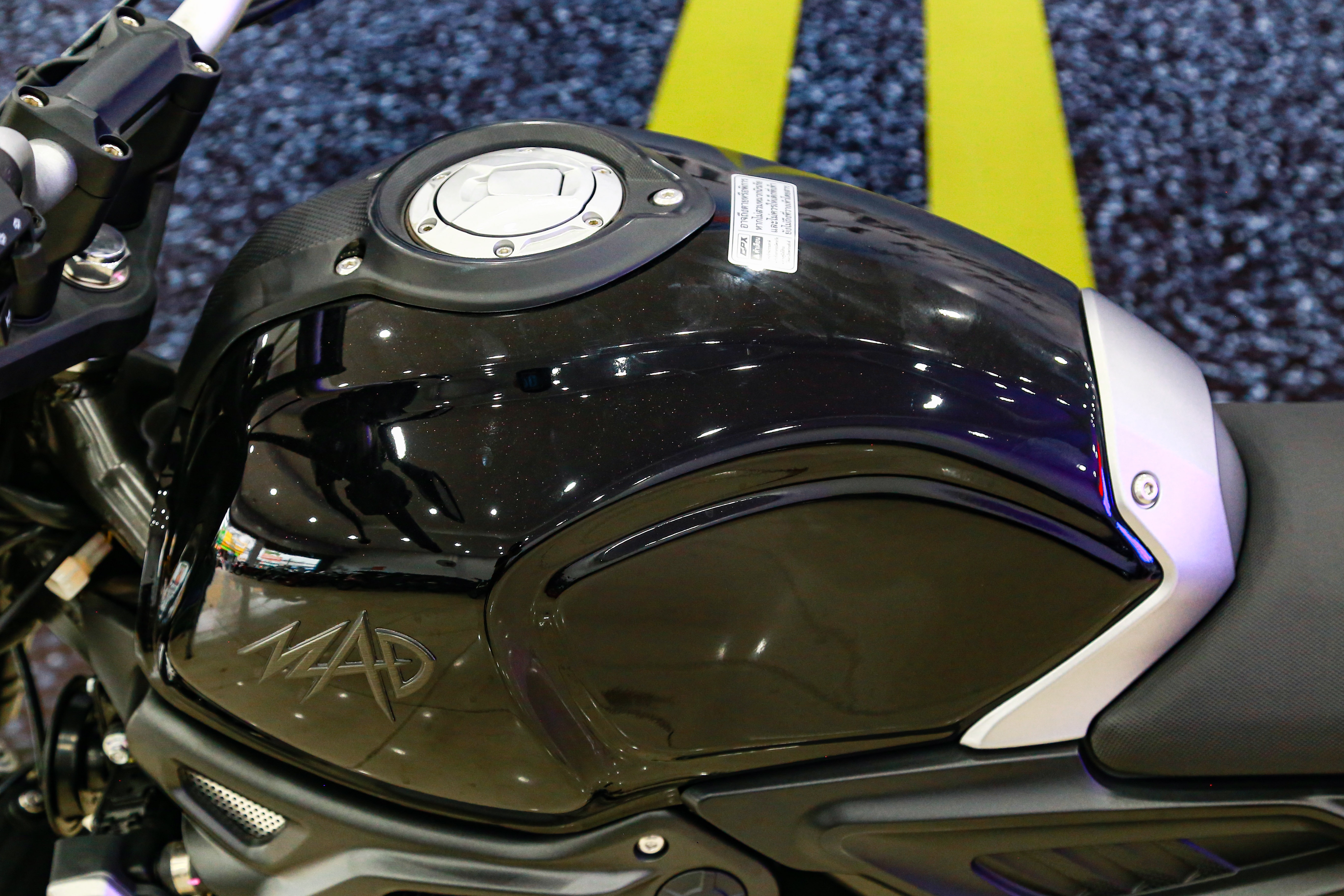 GPX MAD 300 gia 75 trieu dong vua ve VN anh 7