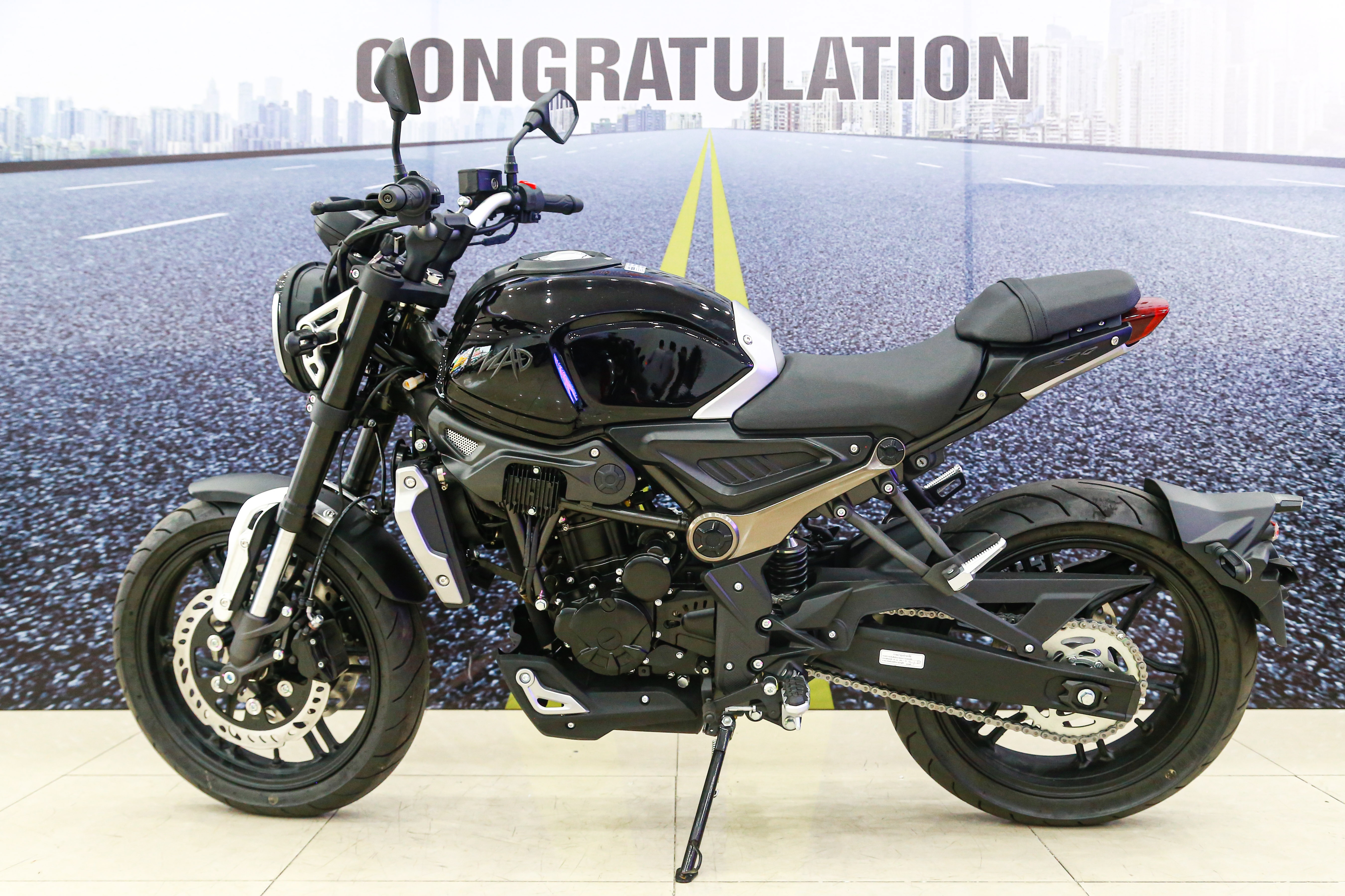 GPX MAD 300 gia 75 trieu dong vua ve VN anh 12