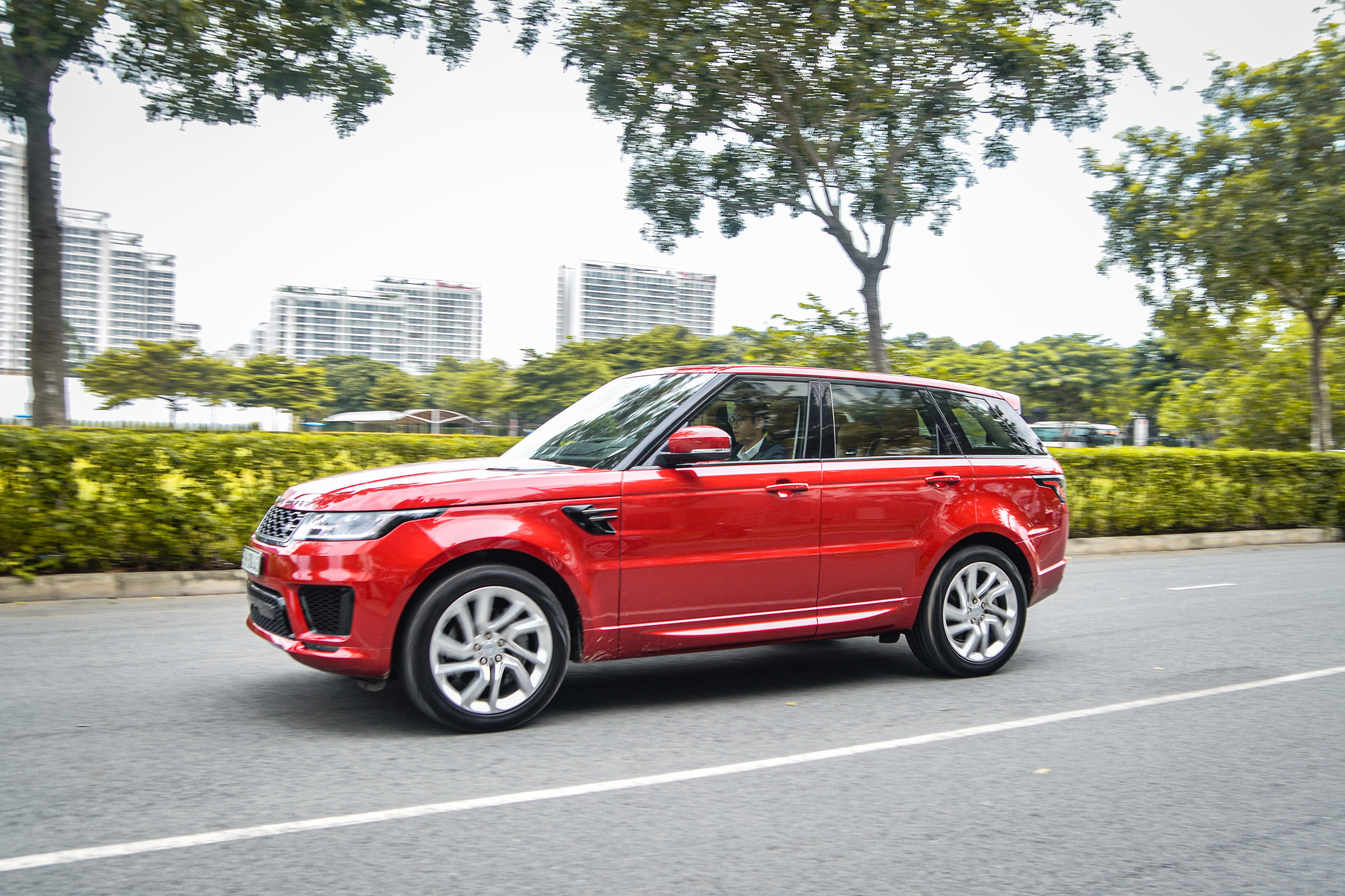 Đánh giá Range Rover Sport HSE Dynamic ảnh 24 Danh gia Range Rover Sport HSE Dynamic anh 24
