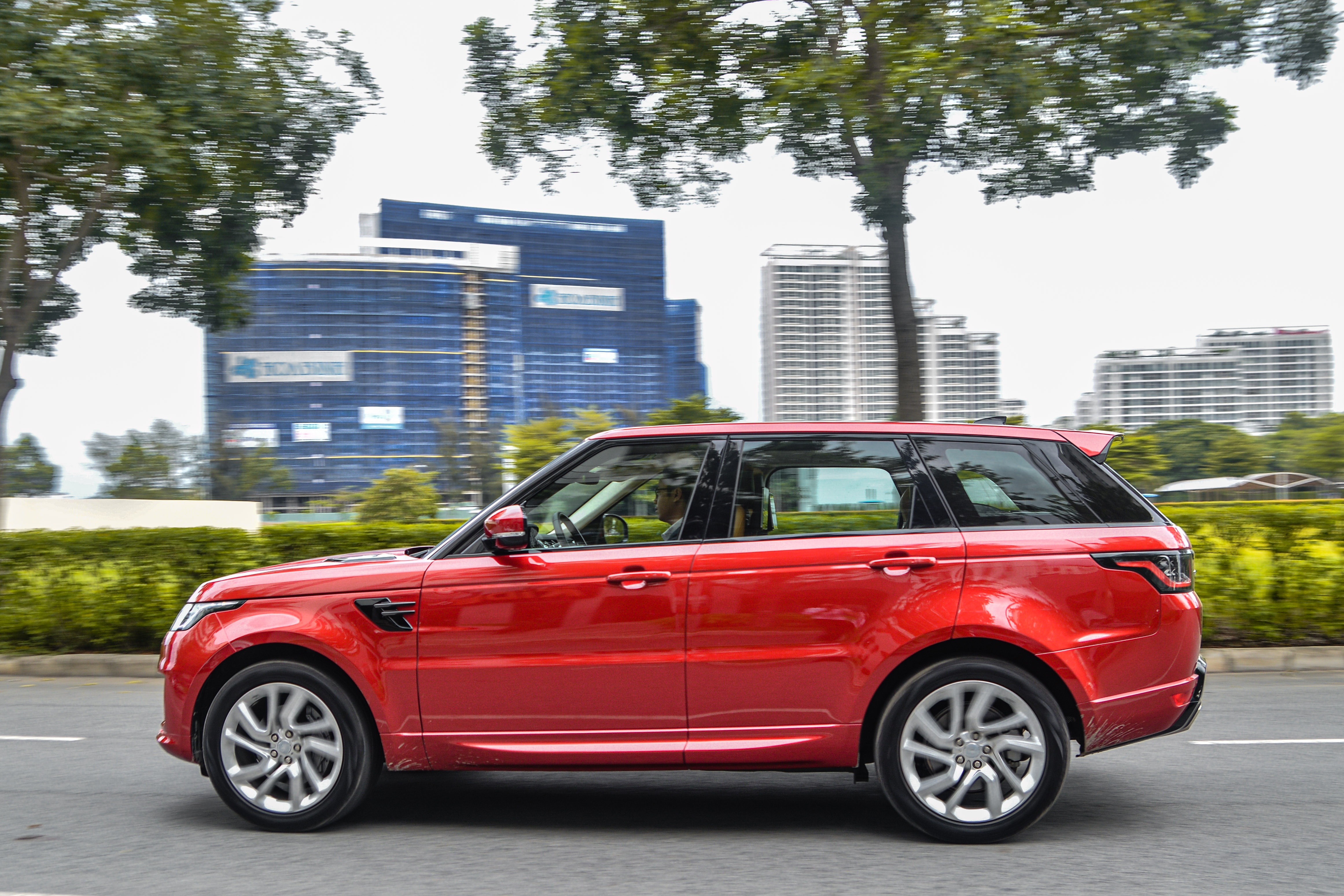 Đánh giá Range Rover Sport HSE Dynamic ảnh 29 Danh gia Range Rover Sport HSE Dynamic anh 29