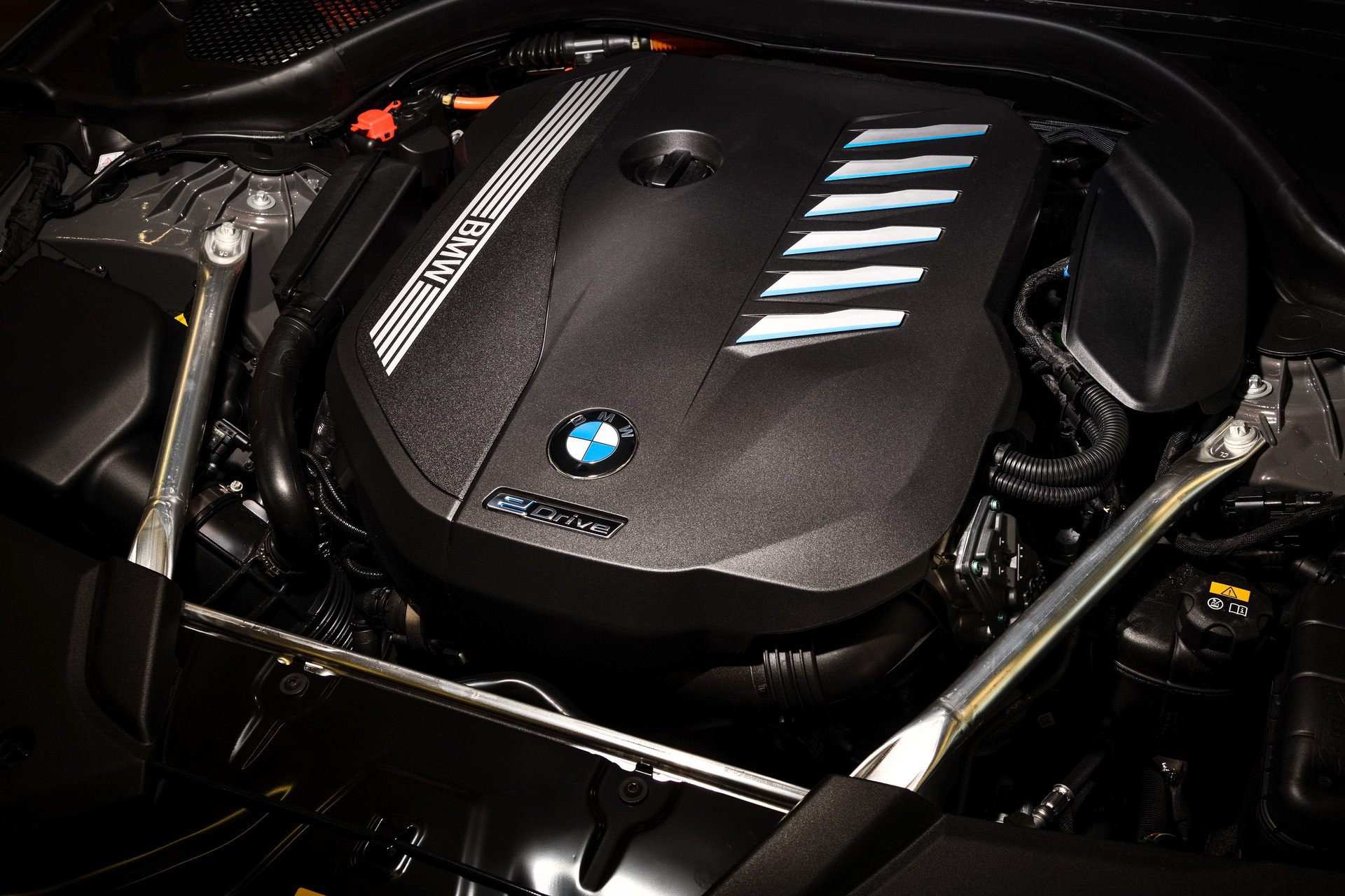Chi tiết BMW 545e xDrive 2021 ảnh 9 Chi tiet BMW 545e xDrive 2021 anh 9
