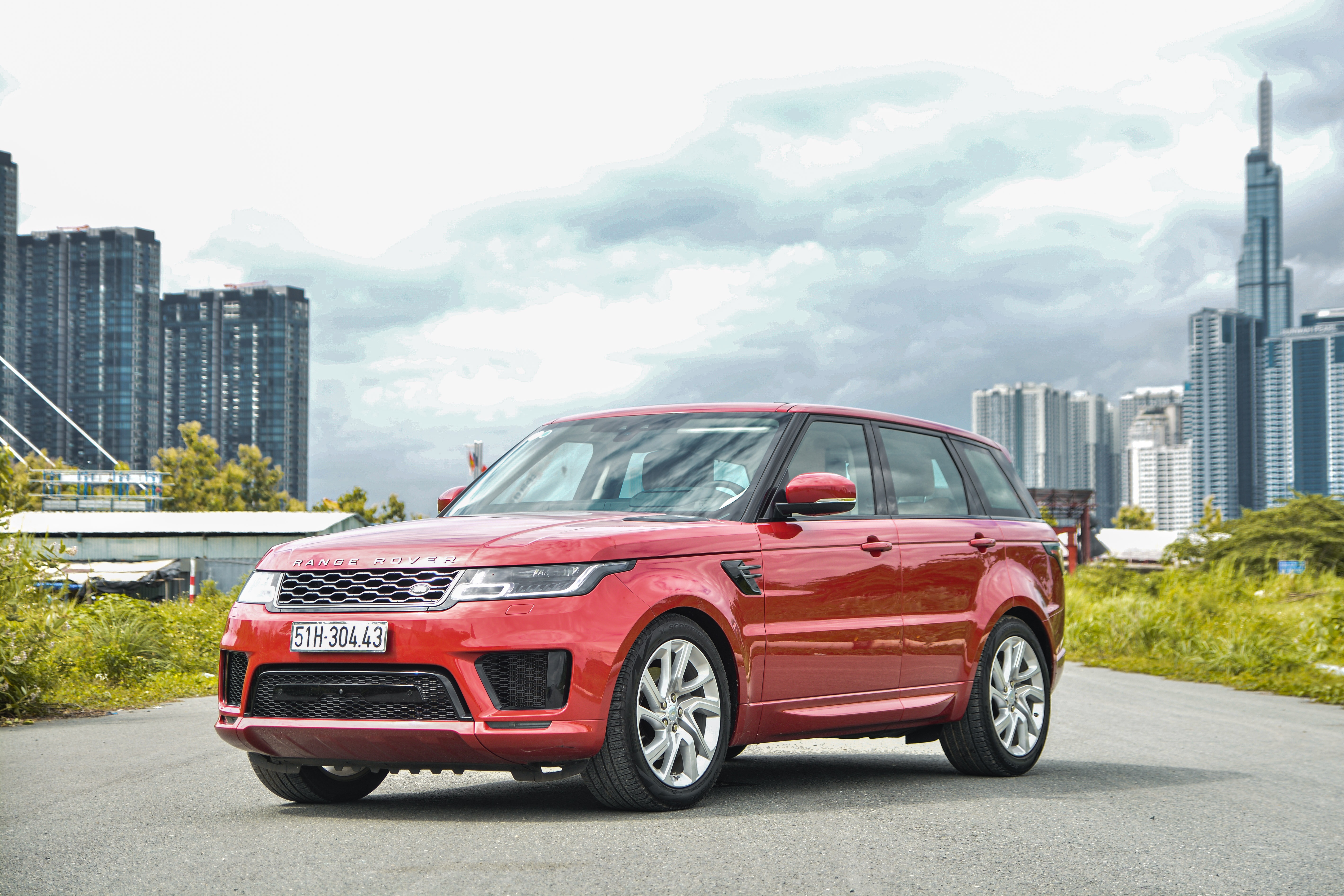 Range Rover Sport HSE Dynamic - SUV sang 7 cho gia 8,067 ty tai VN hinh anh