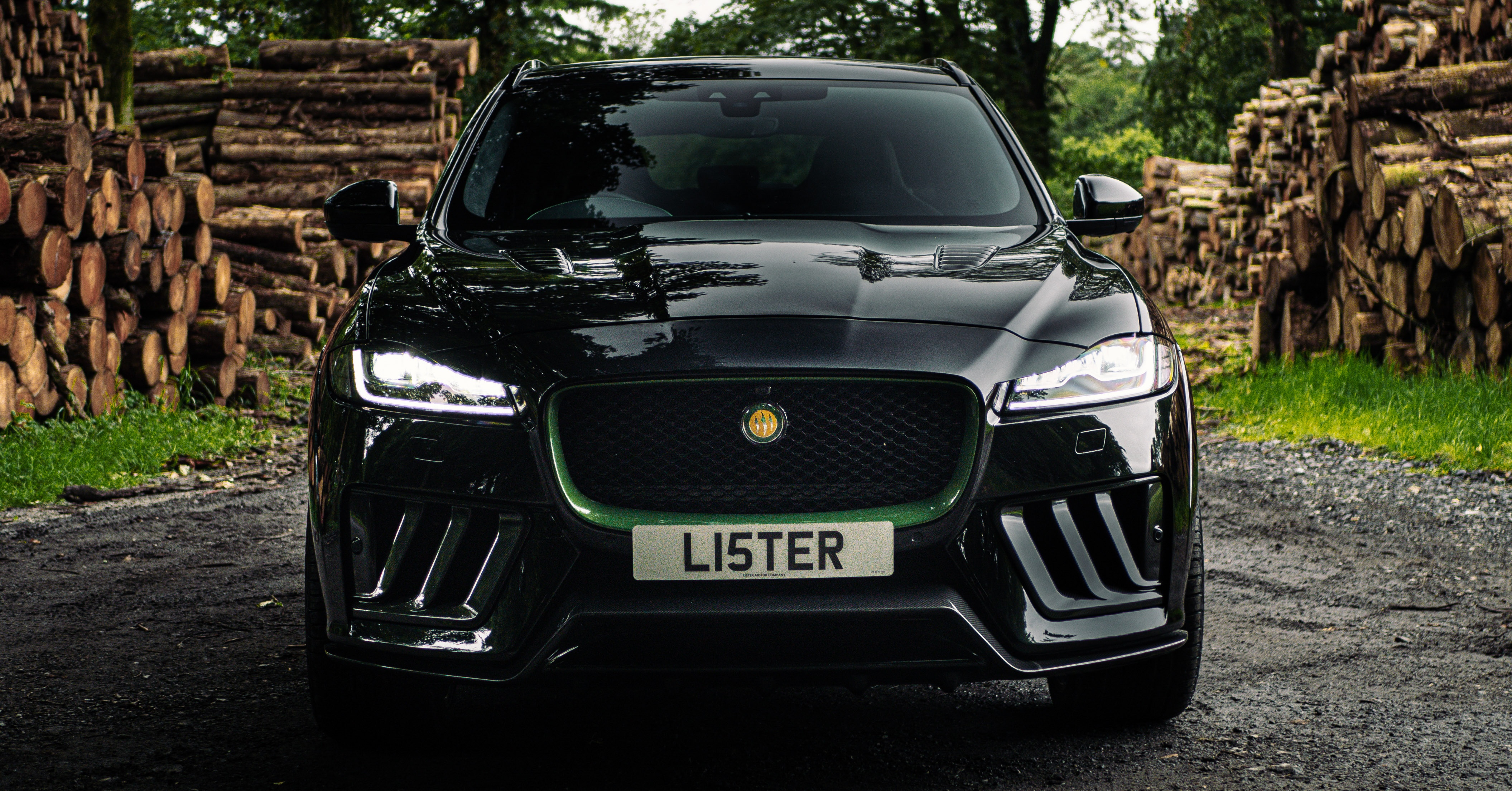 Cận cảnh Lister Stealth 2021 - SUV nhanh nhất nước Anh ảnh 2 Can canh Lister Stealth 2021 - SUV nhanh nhat nuoc Anh anh 2