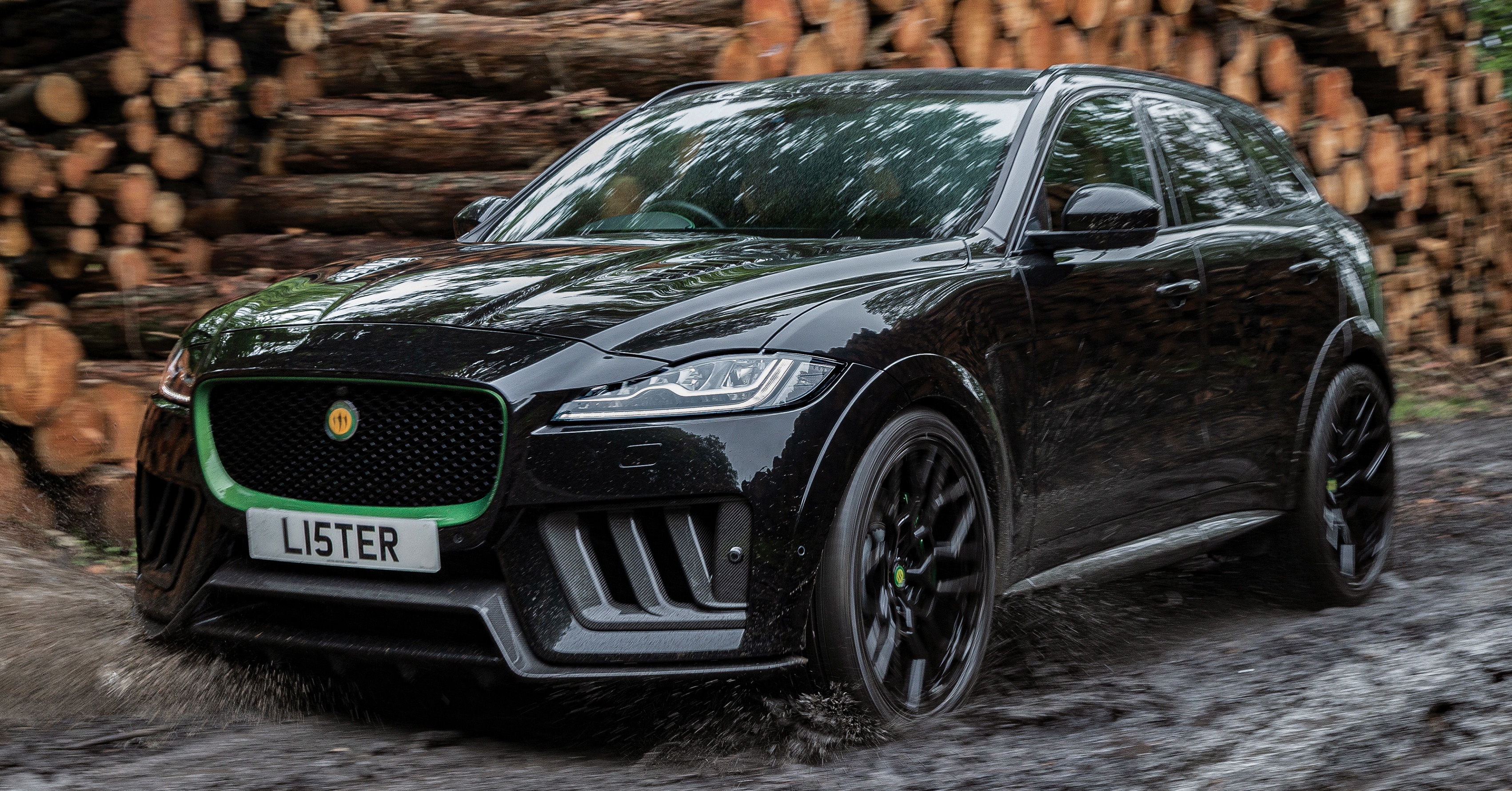 Cận cảnh Lister Stealth 2021 - SUV nhanh nhất nước Anh ảnh 11 Can canh Lister Stealth 2021 - SUV nhanh nhat nuoc Anh anh 11