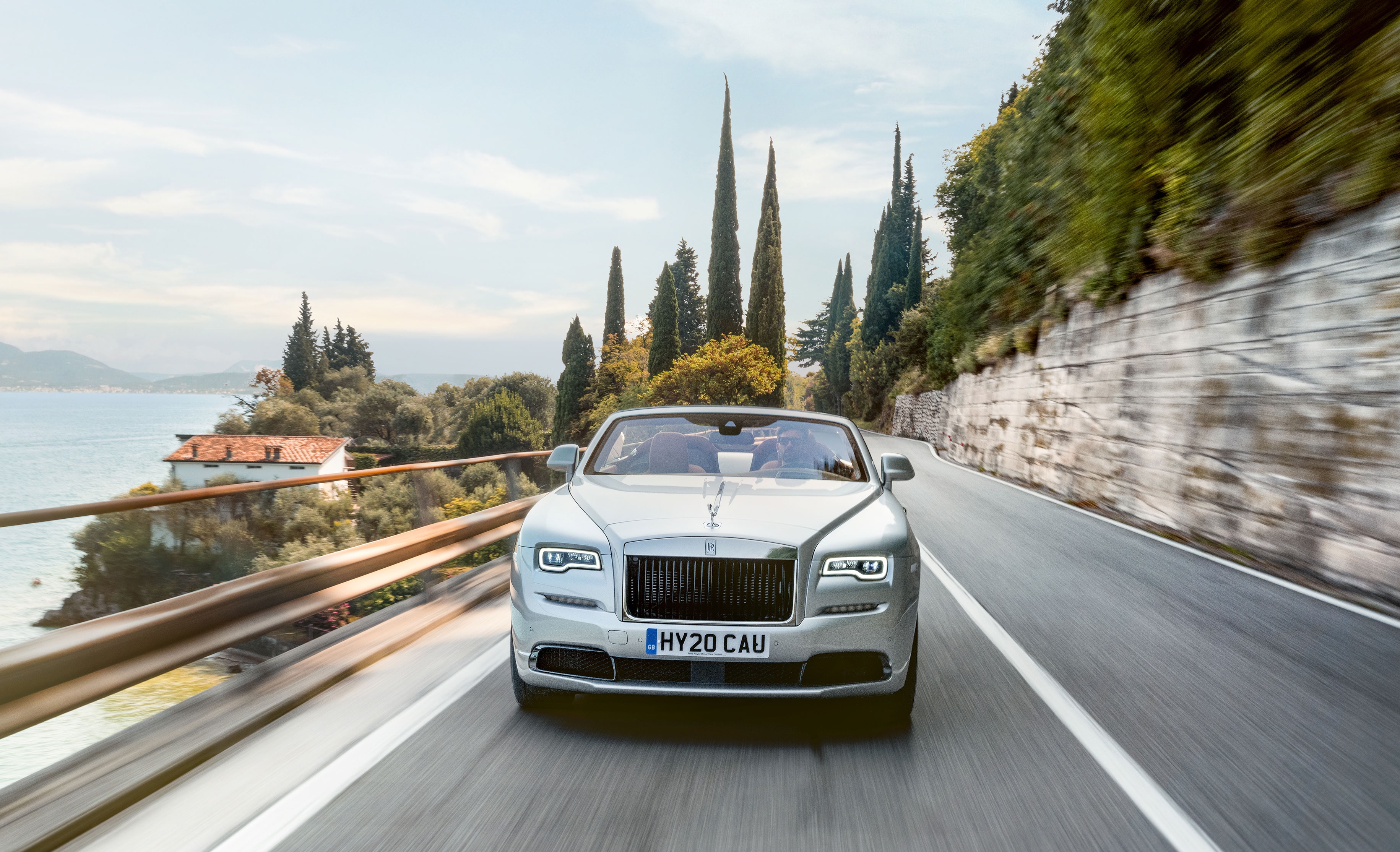 Phiên bản đặc biệt Rolls-Royce Dawn Silver Bullet  ảnh 1 Phien ban dac biet Rolls-Royce Dawn Silver Bullet anh 1