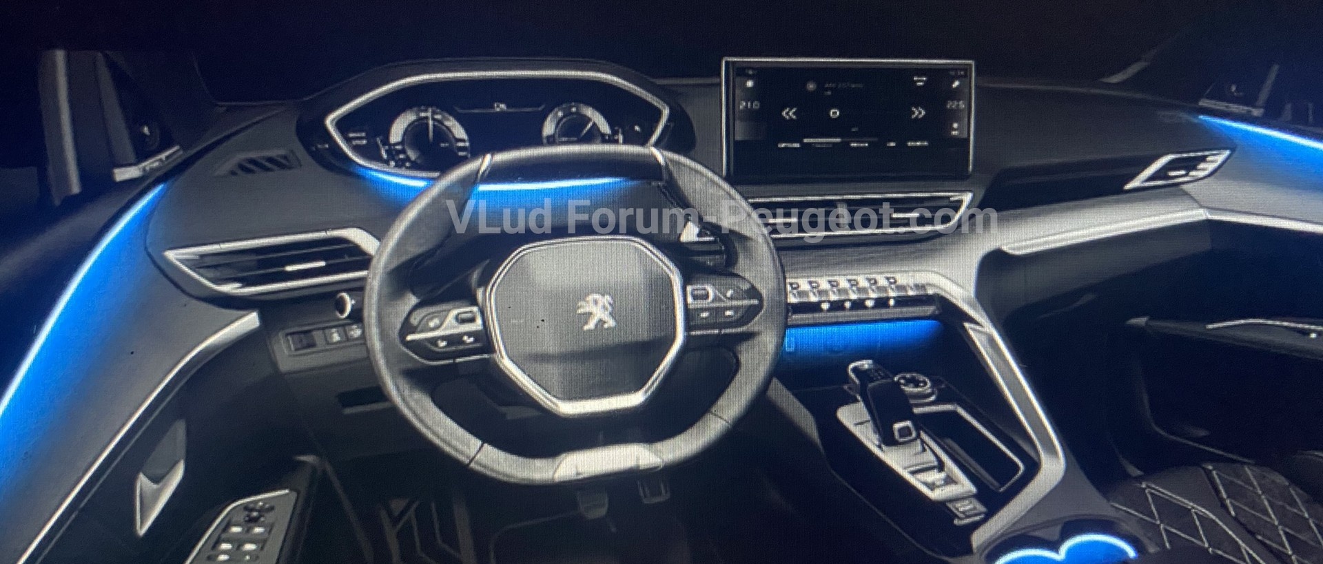 Peugeot 3008 facelift 2021 sắp ra mắt ảnh 4 Peugeot 3008 facelift 2021 sap ra mat anh 4