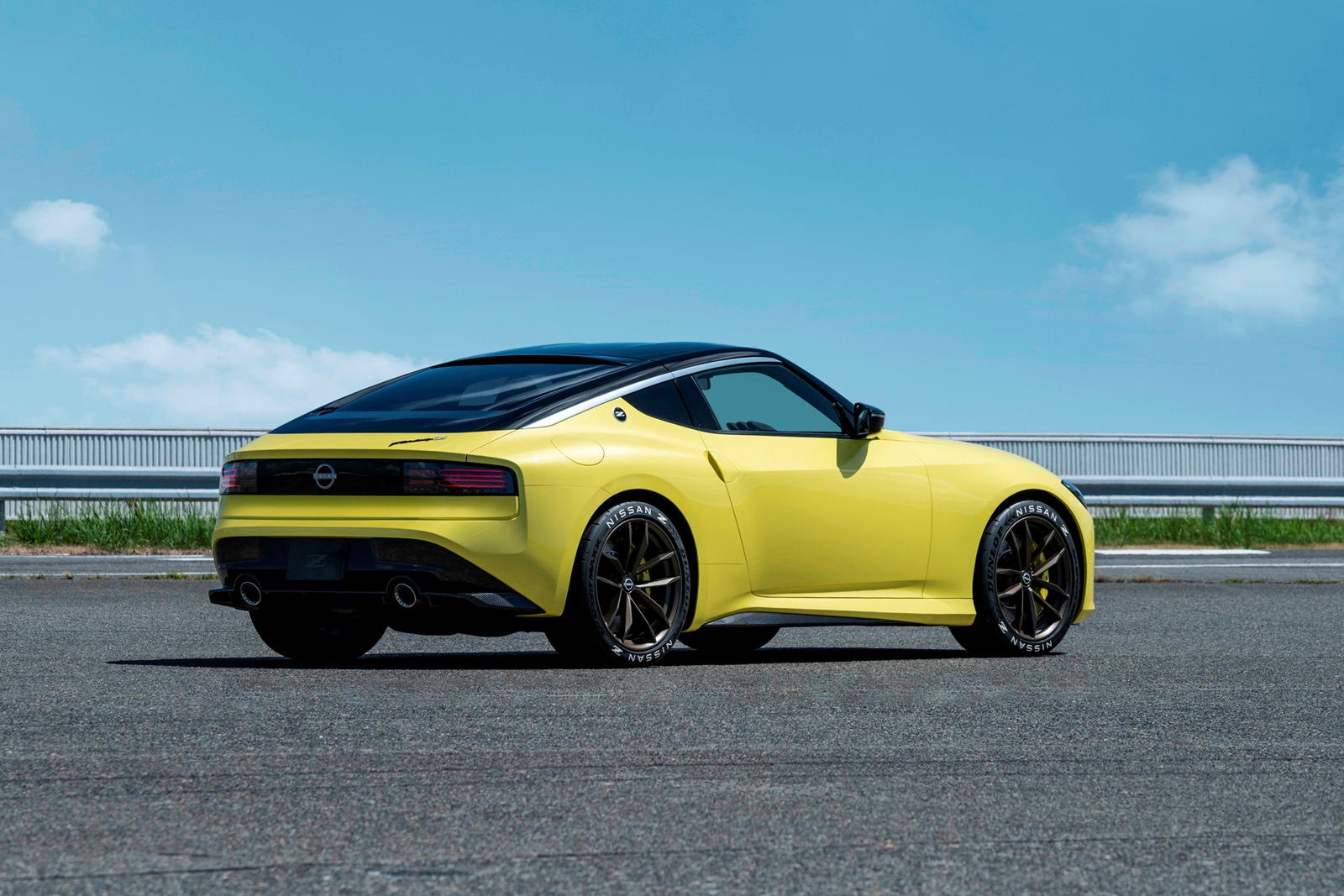 Nissan Z thế hệ mới không được bán tại châu Âu ảnh 2 Nissan Z the he moi khong duoc ban tai chau Au anh 2