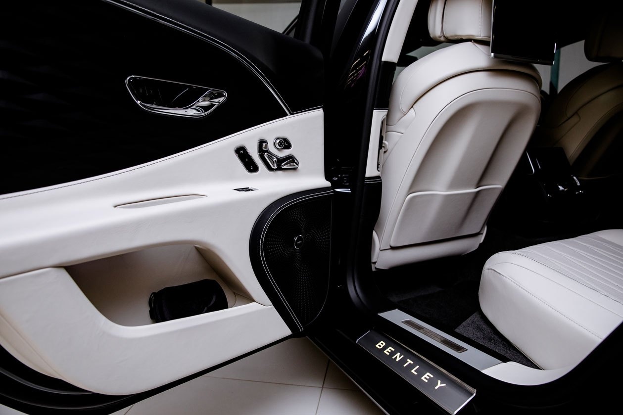 Bentley Flying Spur 2020 tai Thai Lan anh 8