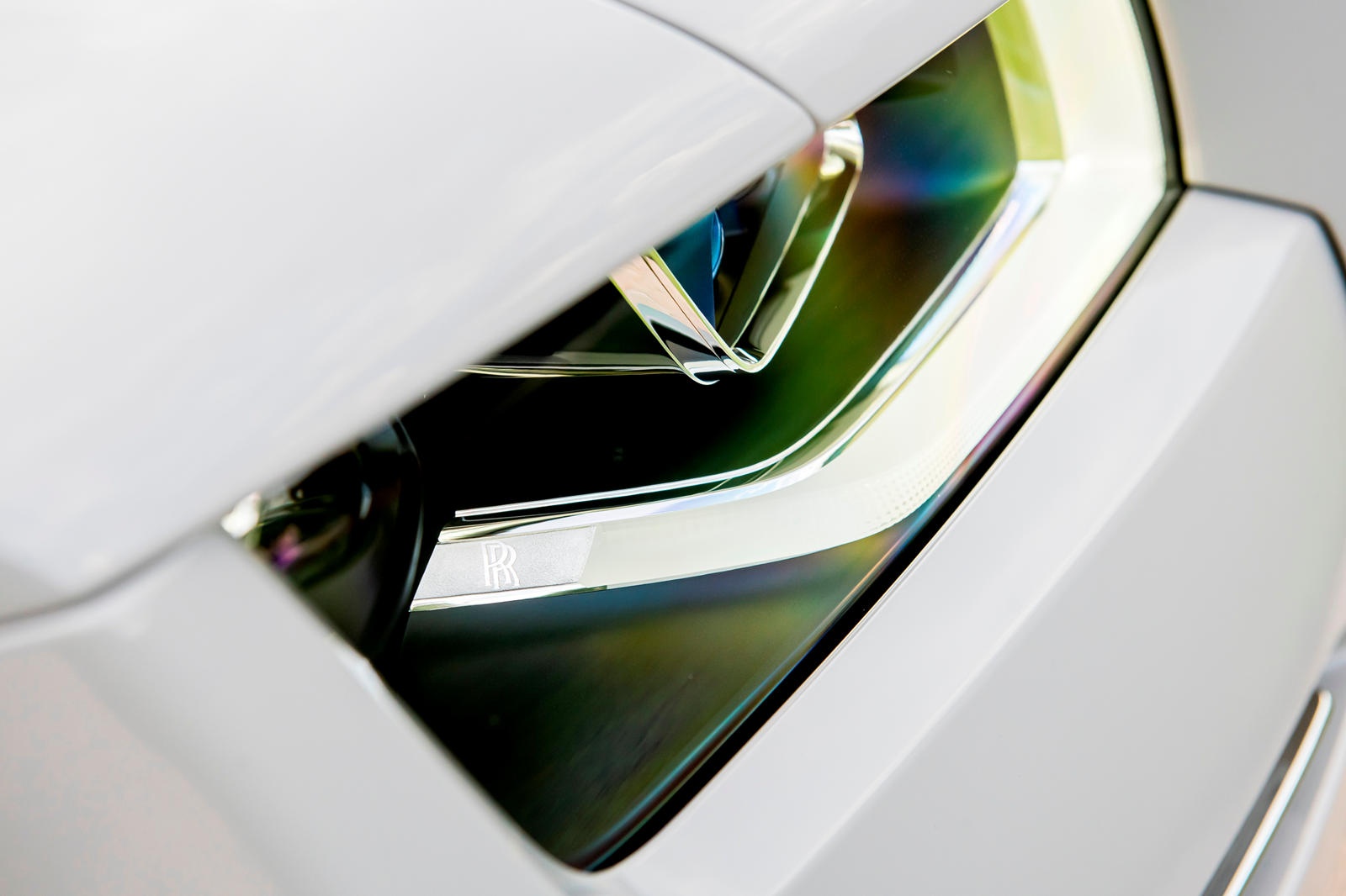 Danh gia Rolls-Royce Ghost 2021 anh 8