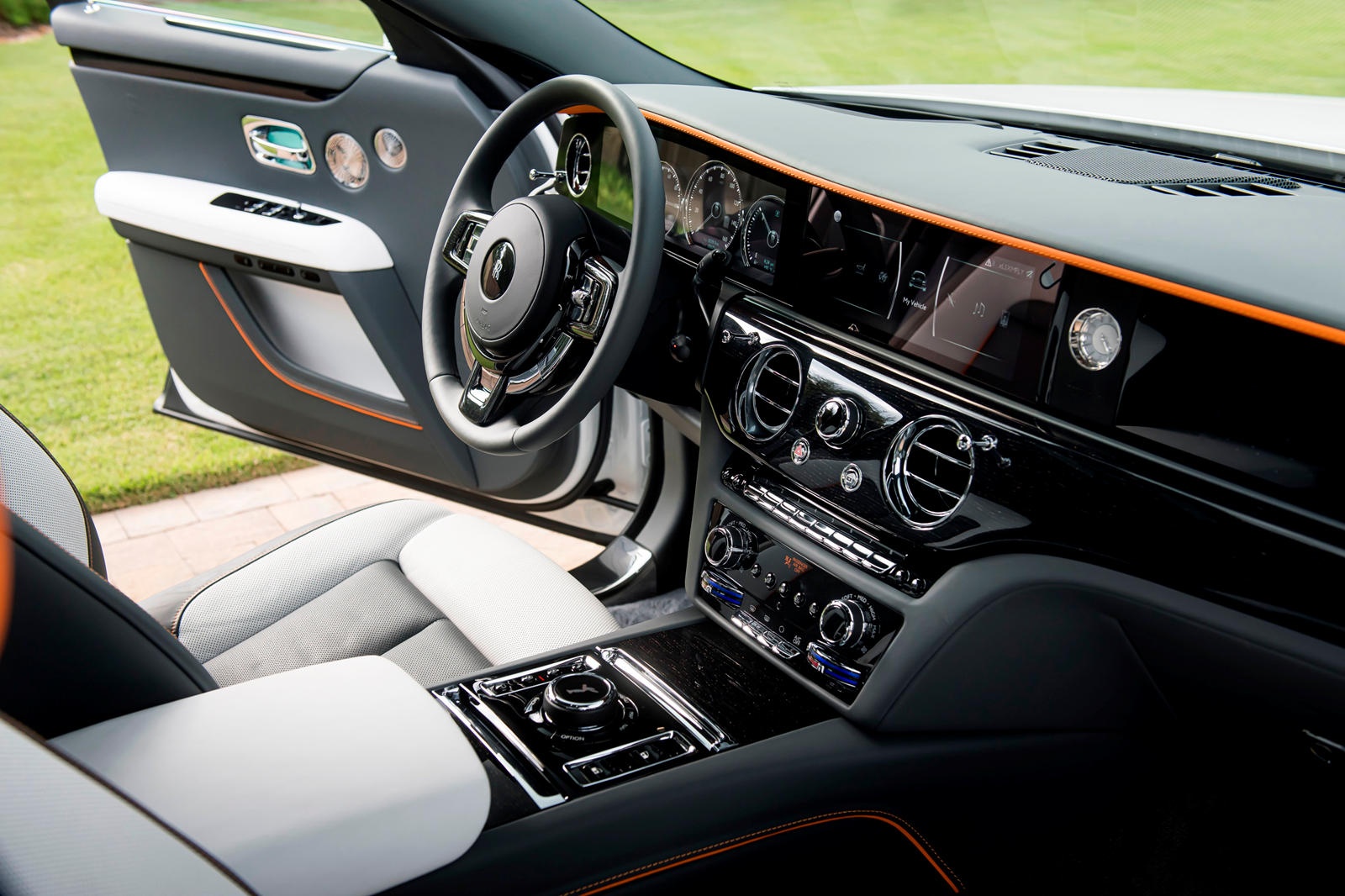 Danh gia Rolls-Royce Ghost 2021 anh 19