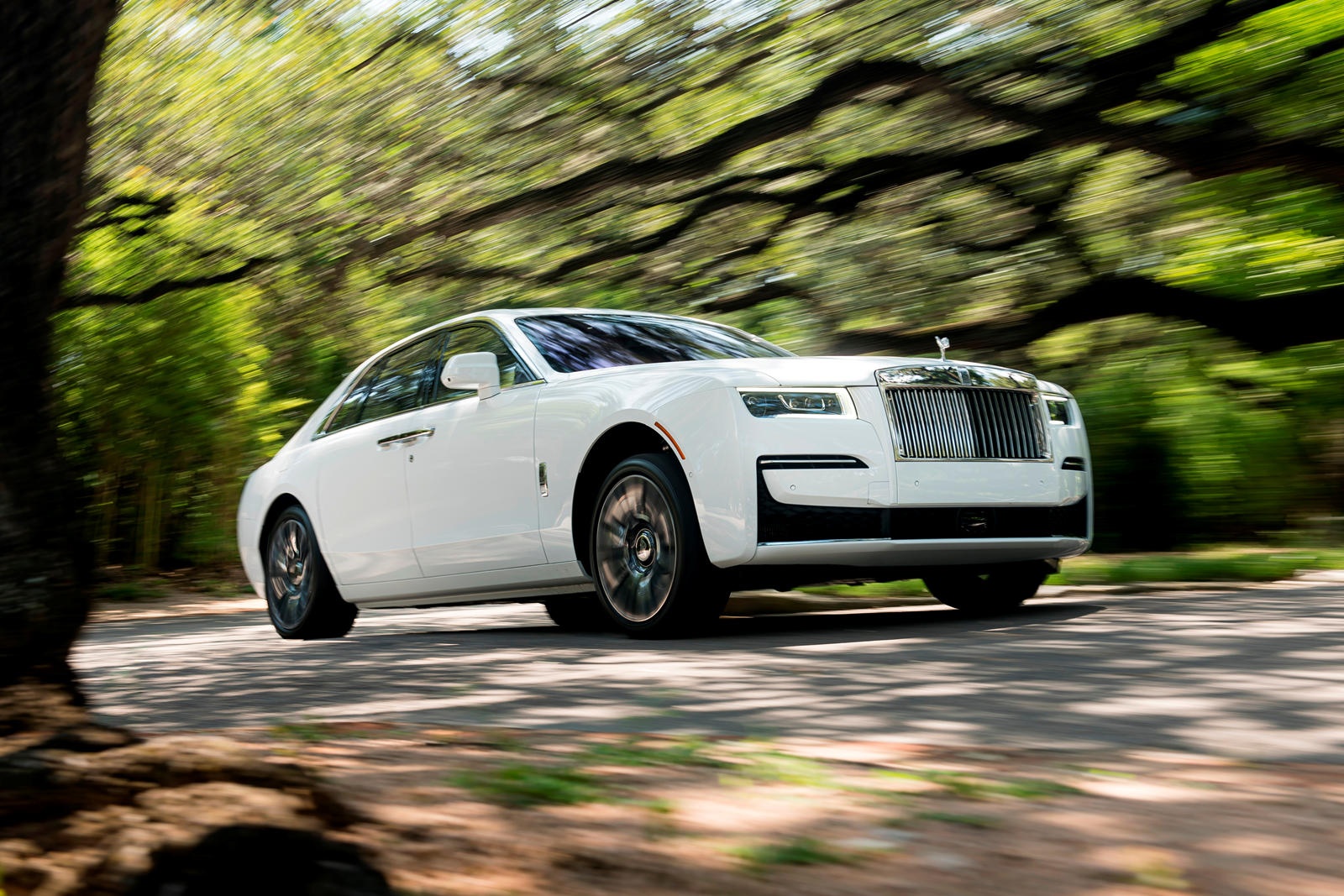 Rolls-Royce Ghost 2021 - quyen ru va hien dai hinh anh