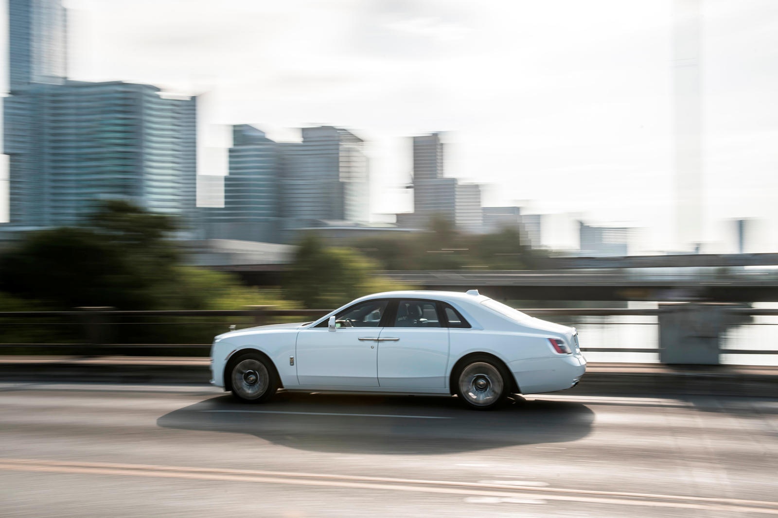 Danh gia Rolls-Royce Ghost 2021 anh 28