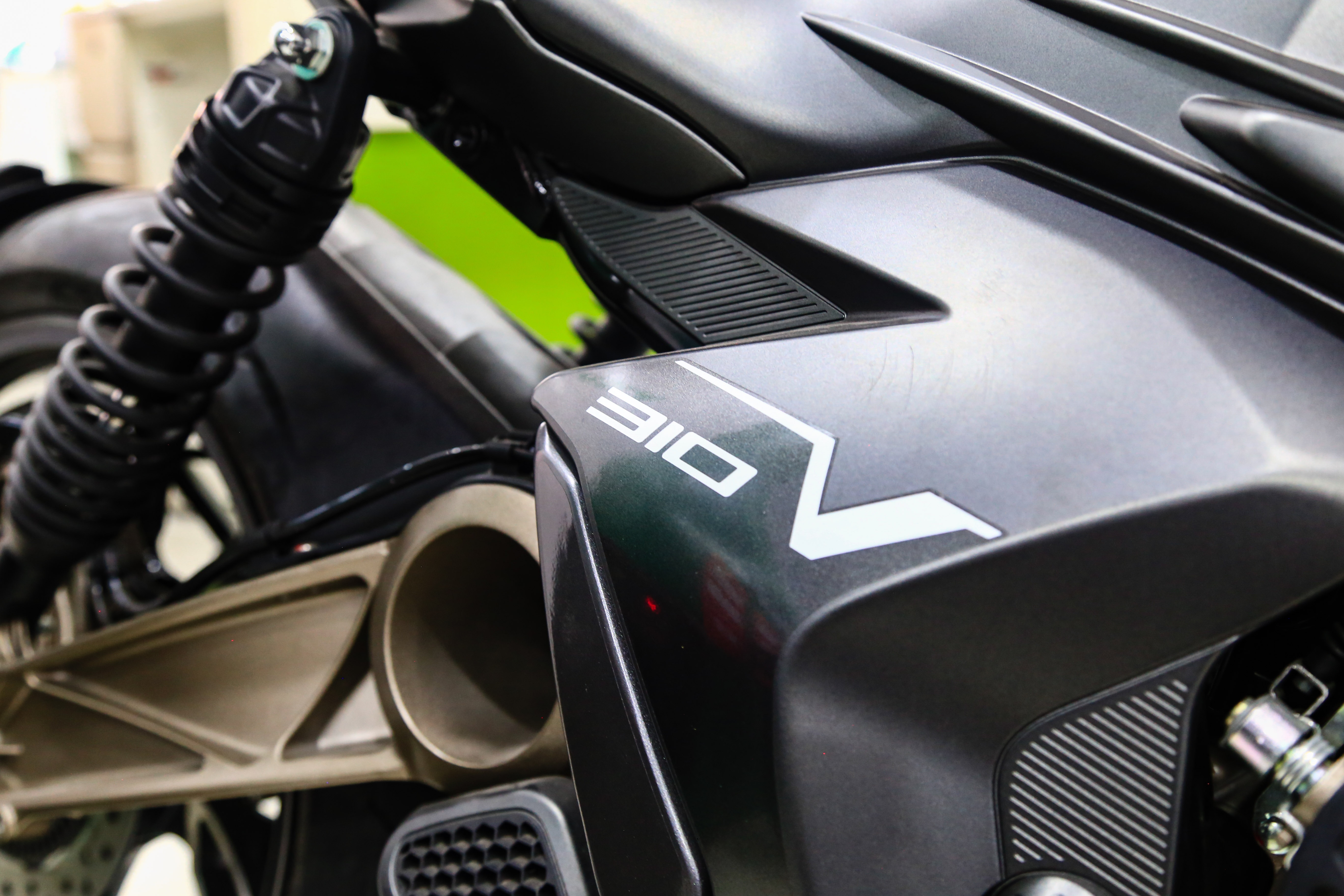 Những mẫu môtô phân khối lớn giá rẻ tại VN ảnh 23 Nhung mau moto phan khoi lon gia re tai VN anh 23