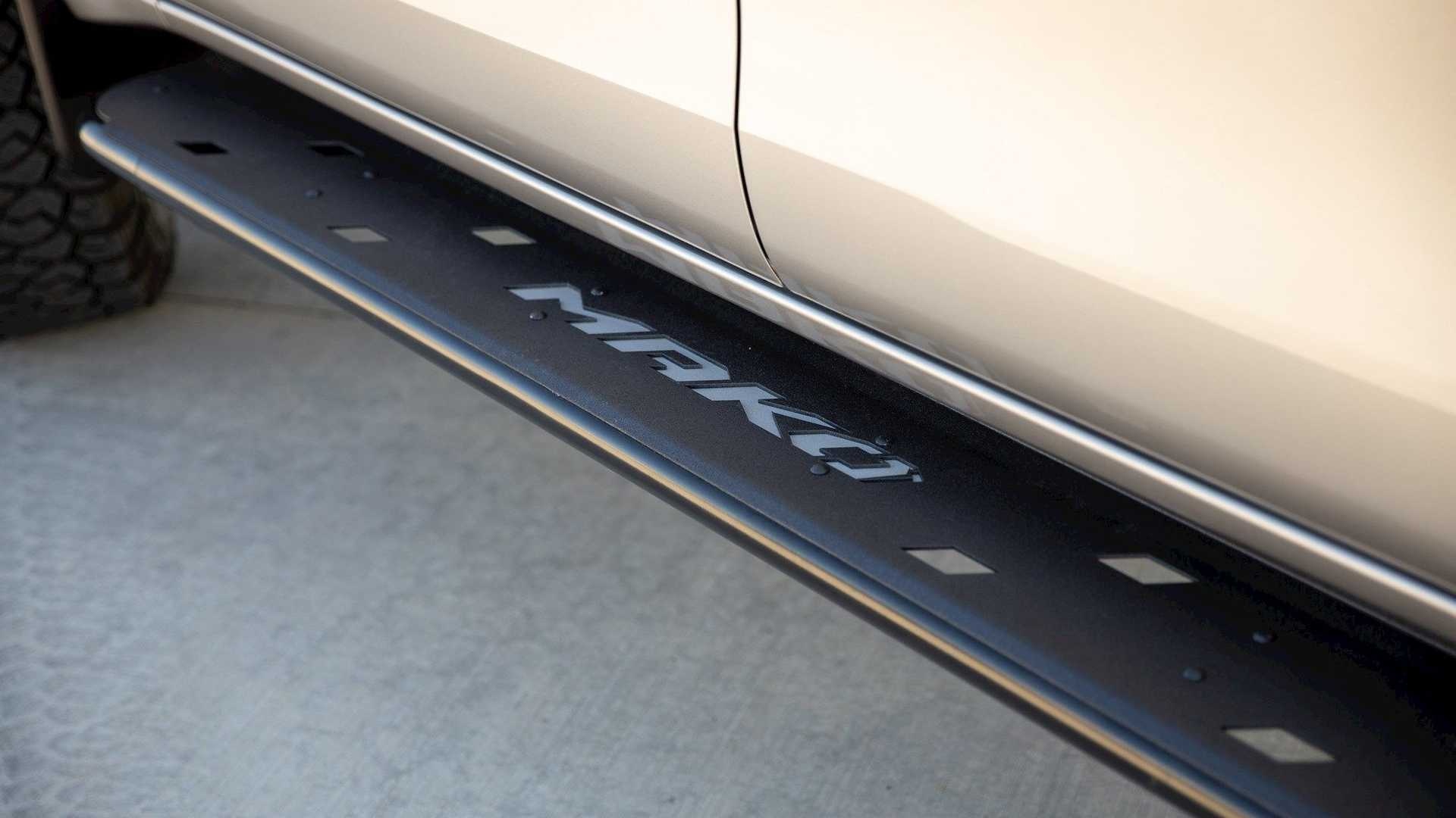 Toyota Hilux Mako duoc ra mat anh 8